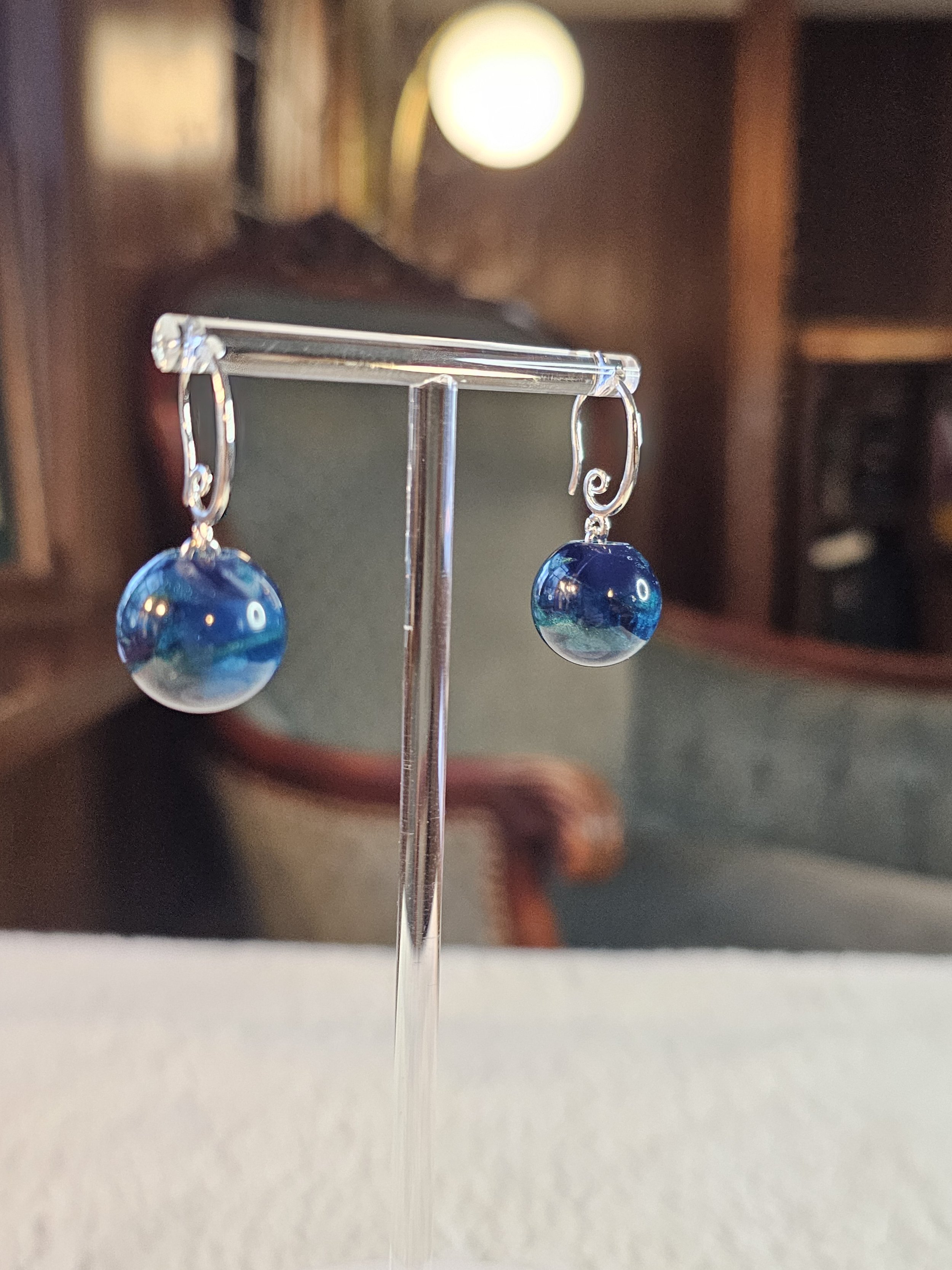 S/M Blue/Green Globe Dangle