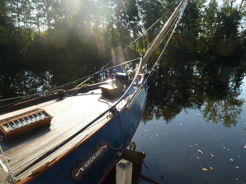 voorkant vanaf stuurboord.jpg