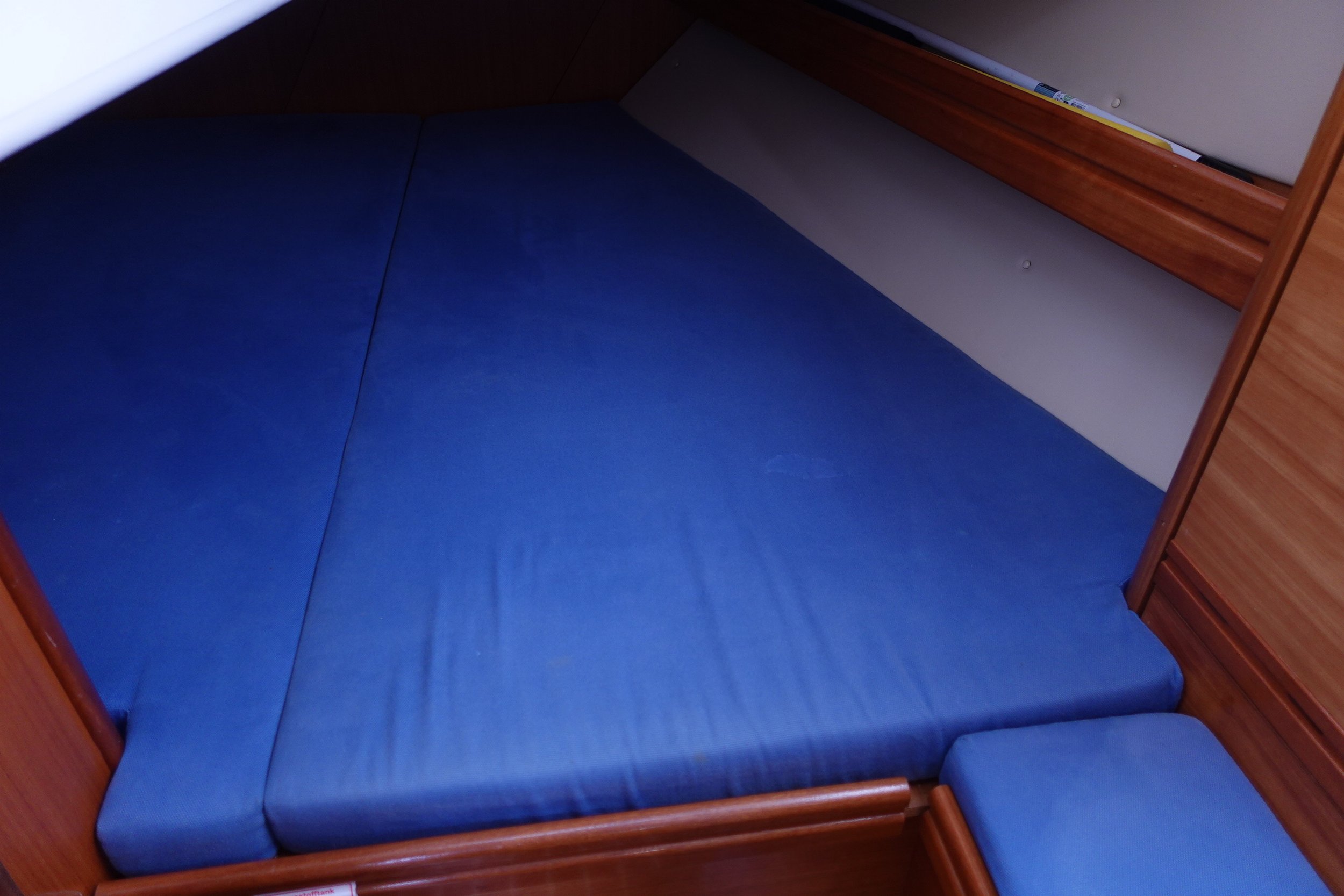 ruim 2-persoons bed   2m