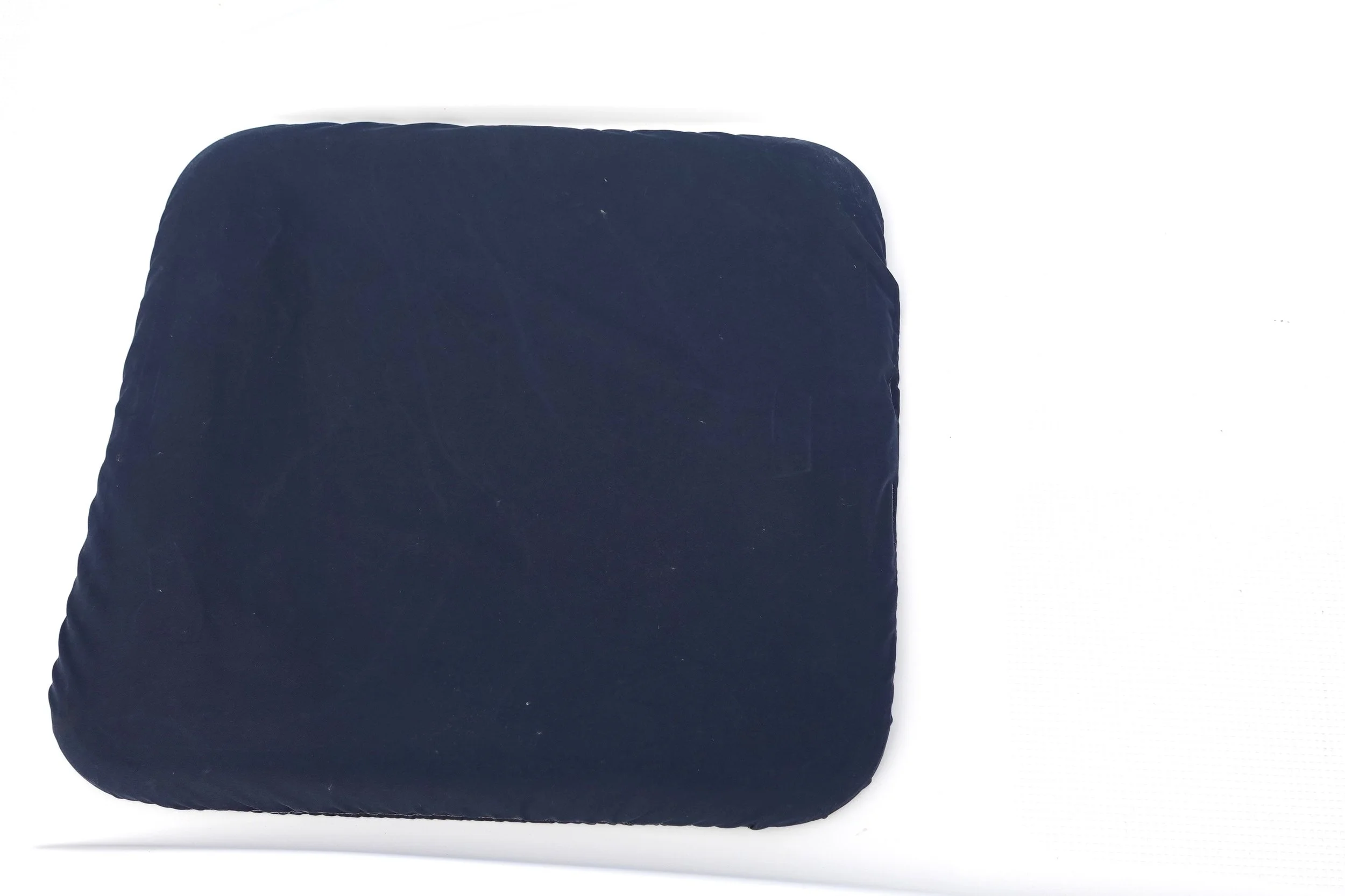 De grote luiken met Verduisteringshoes