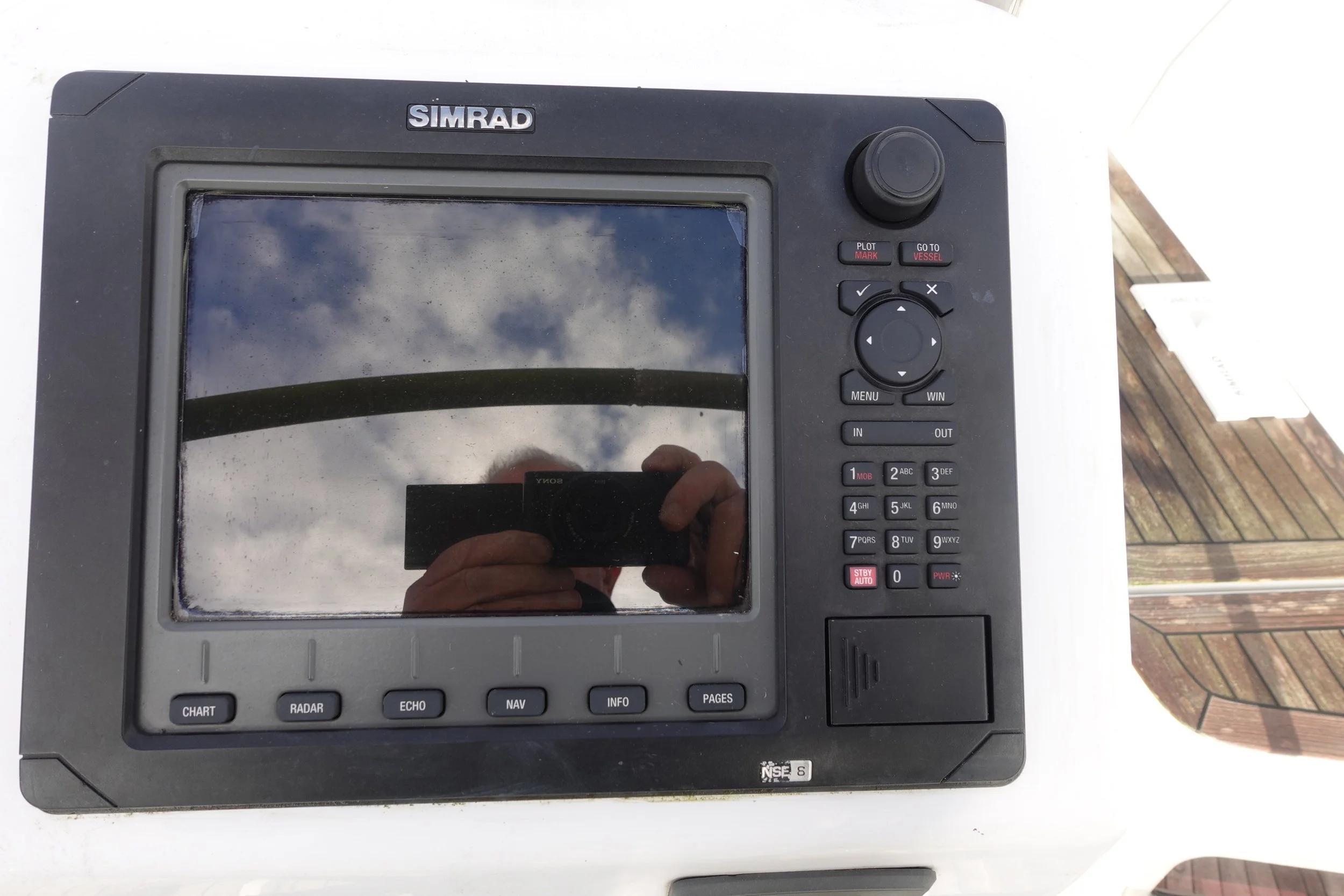 plotter op stuurconsole