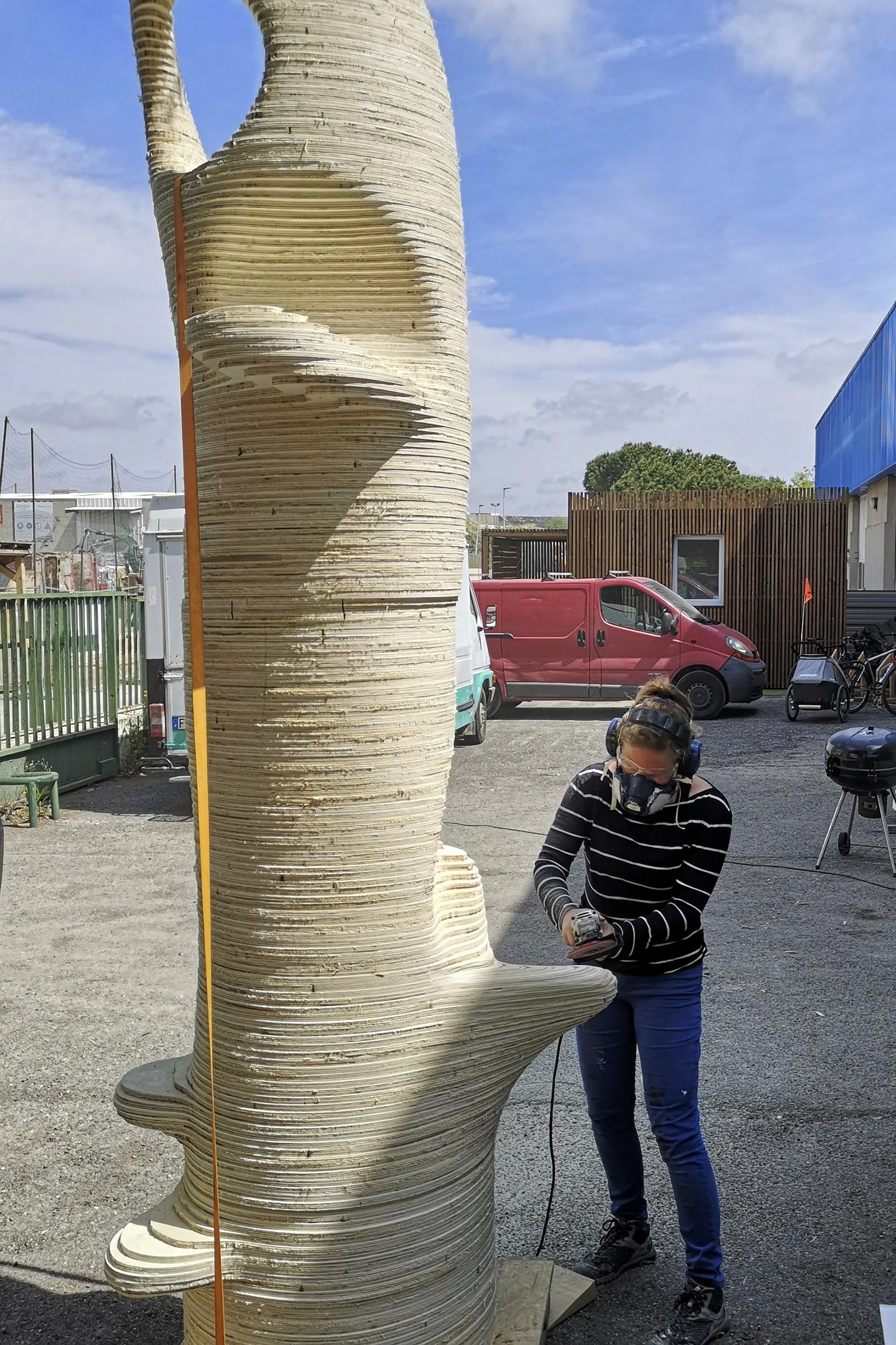 Eve Laroche-Joubert_Entasis Dance V_sculpting_2021.jpg