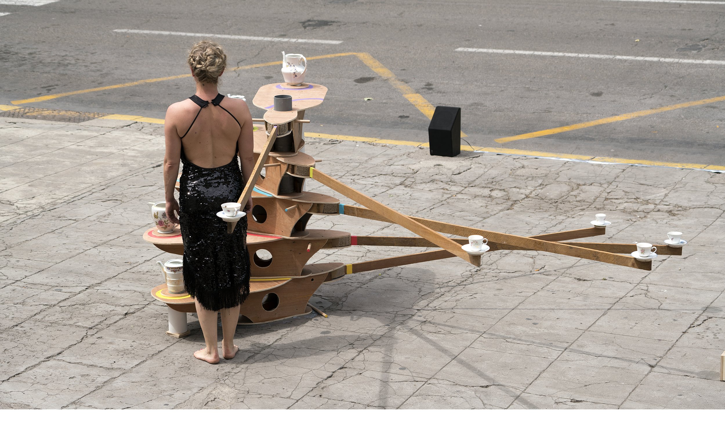 Eve Laroche-Joubert_live performance_image test_next to video.jpg