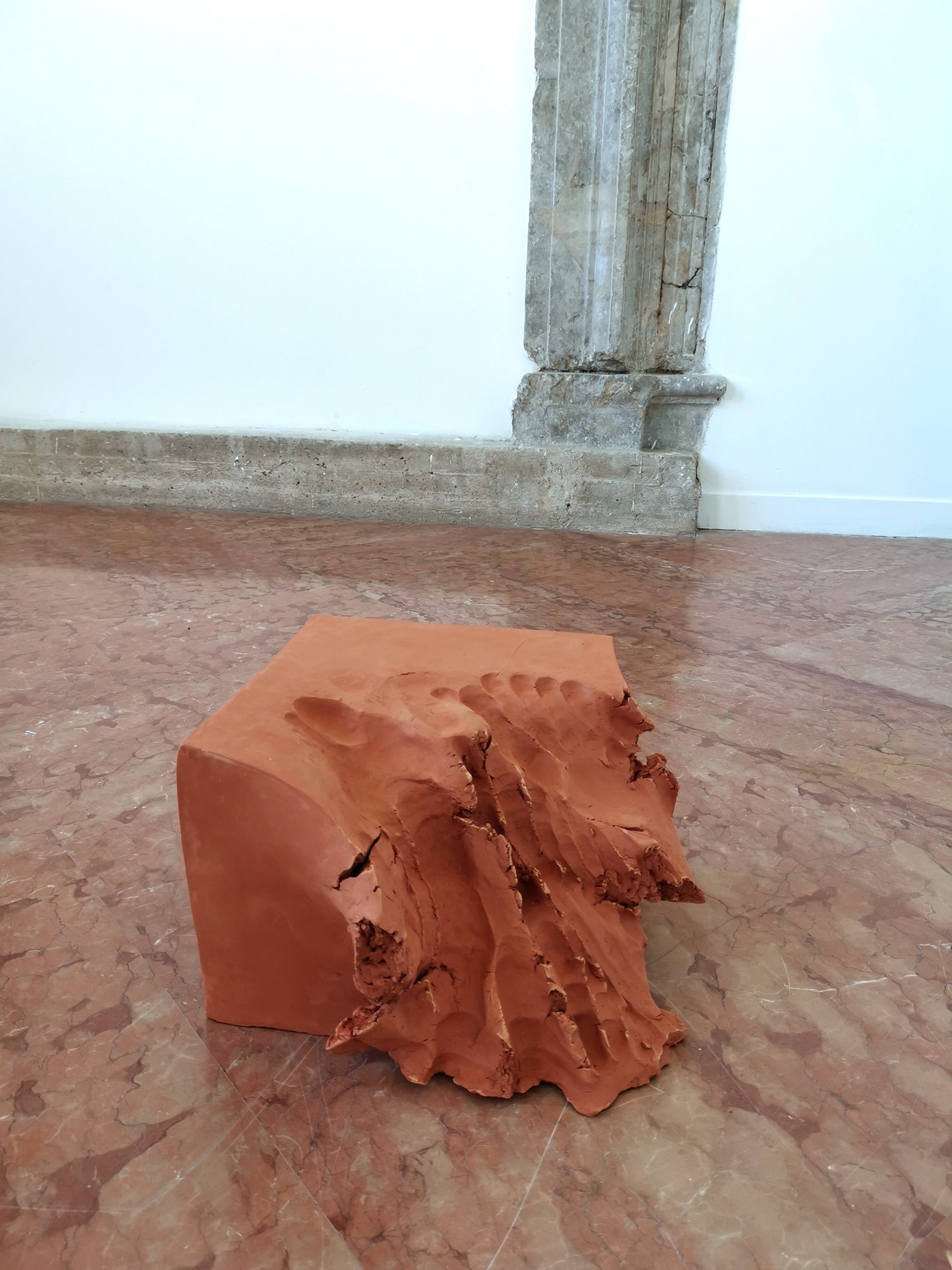 Eve Laroche-Joubert_Red Clay Monoliths_Palermo_2024_image 04.jpg