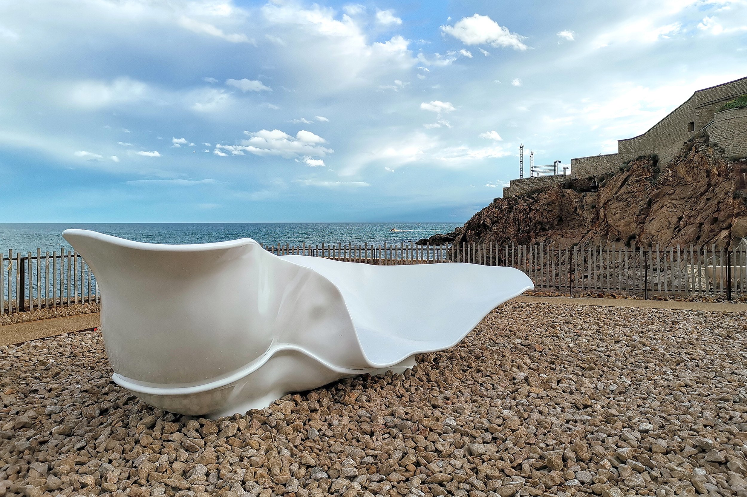 Eve Laroche-Joubert_Vale of a Shoulder_2021_image 02.jpg