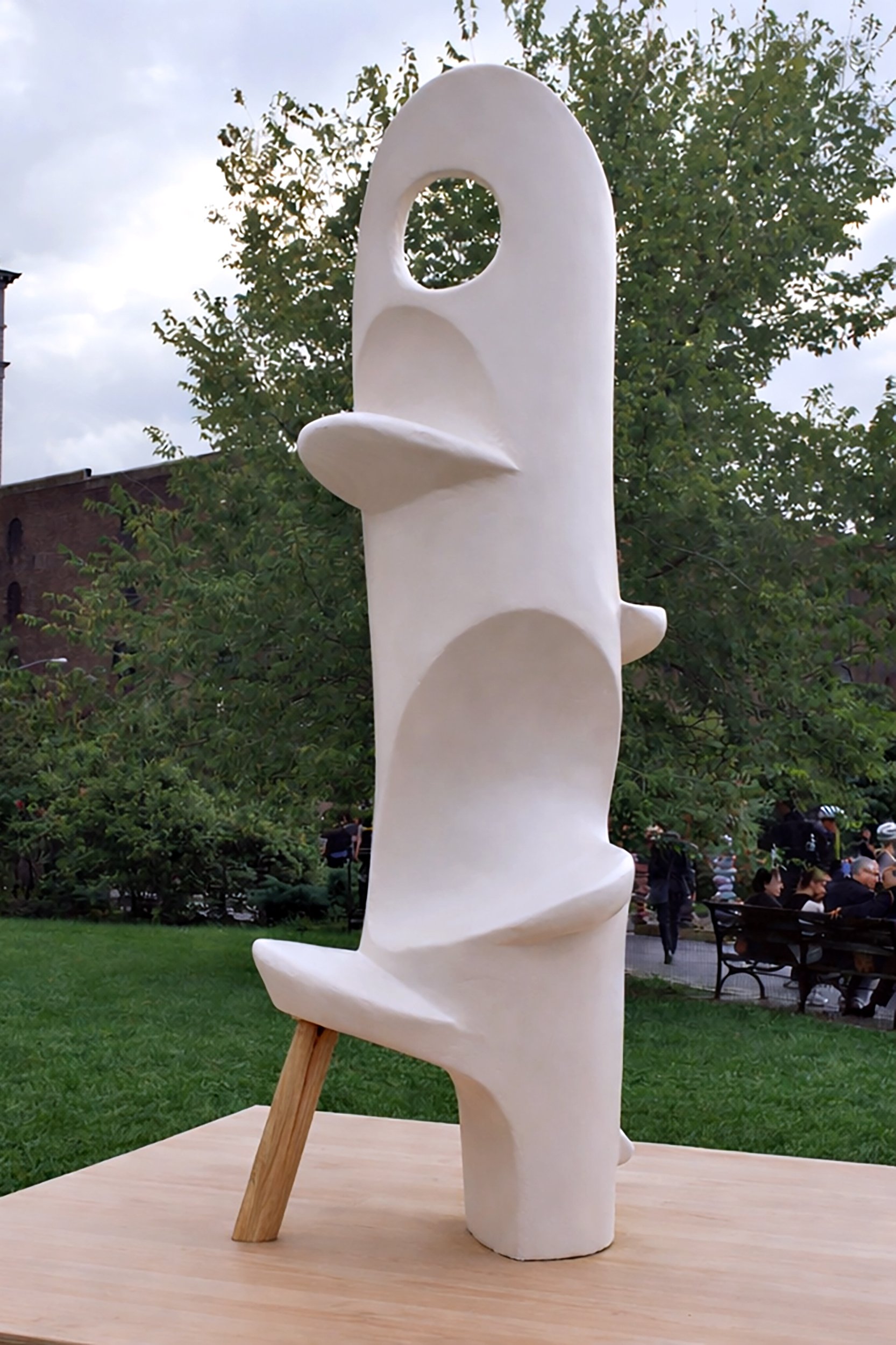 Eve Laroche-Joubert_Entasis Dance I_Brooklyn Bridge Park_solo_2012.jpg