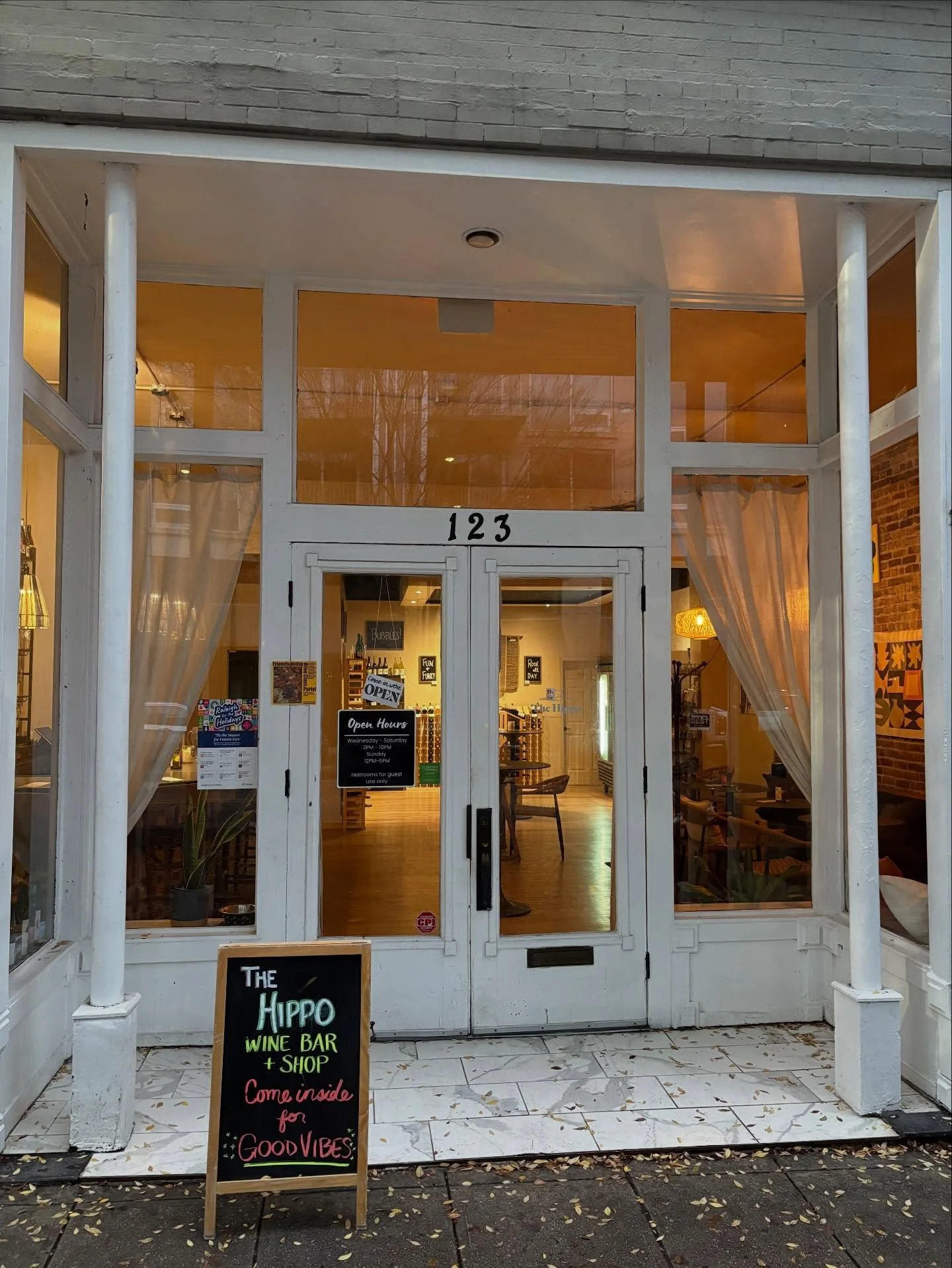 The holidays snuck up on a homie!! Don&rsquo;t be the one to show up empty handed to the dinner because that&rsquo;s lame as hell!! Come let me hook you up on some BEAUTIFUL bottles that will impress EVERYONE! Without spending a shit load!!