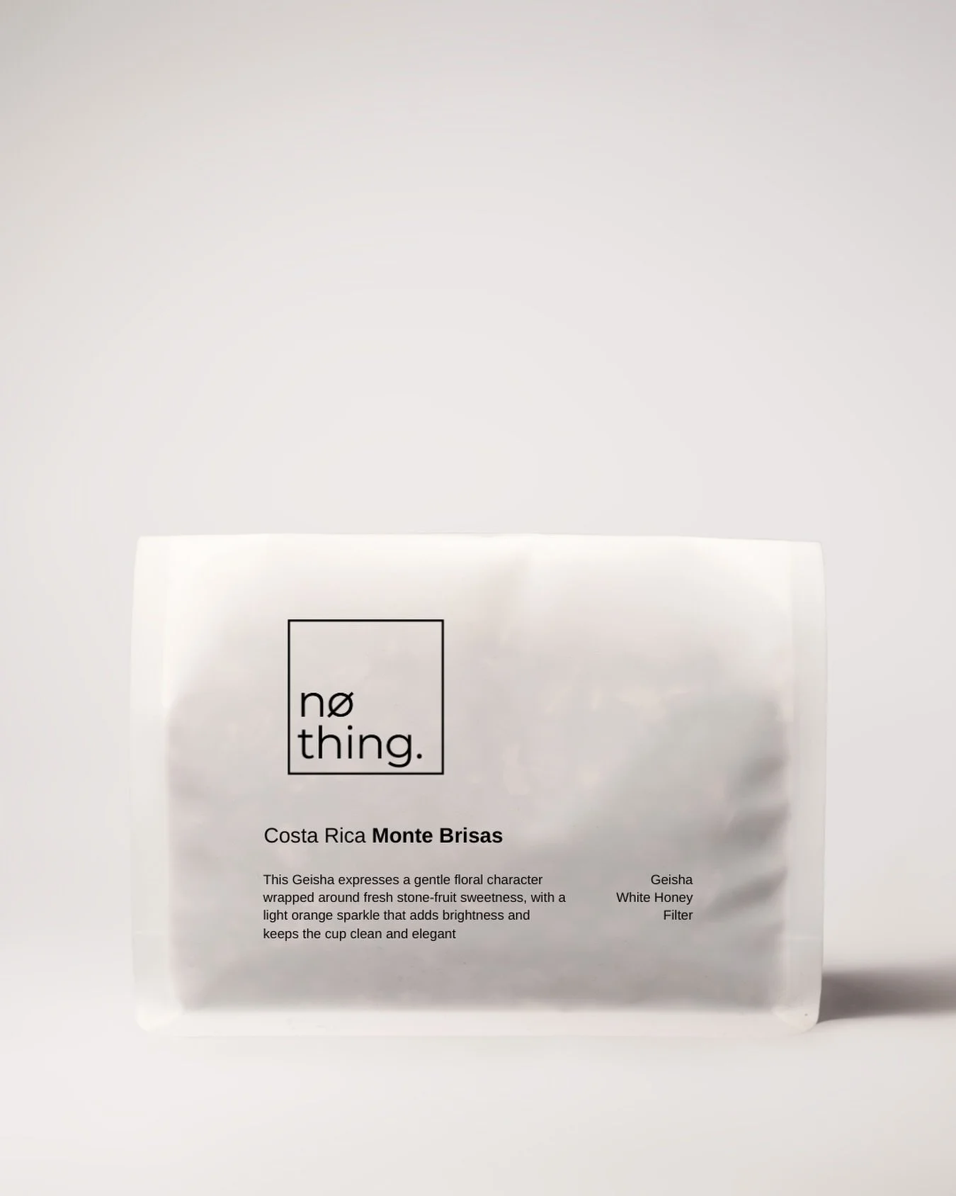 12:05 [09.12.25] Warsaw

Costa Rica Monte Brisas
White Honey

This Geisha expresses a gentle floral character wrapped around fresh stone-fruit sweetness, with a light orange sparkle that adds brightness and keeps the cup clean and elegant