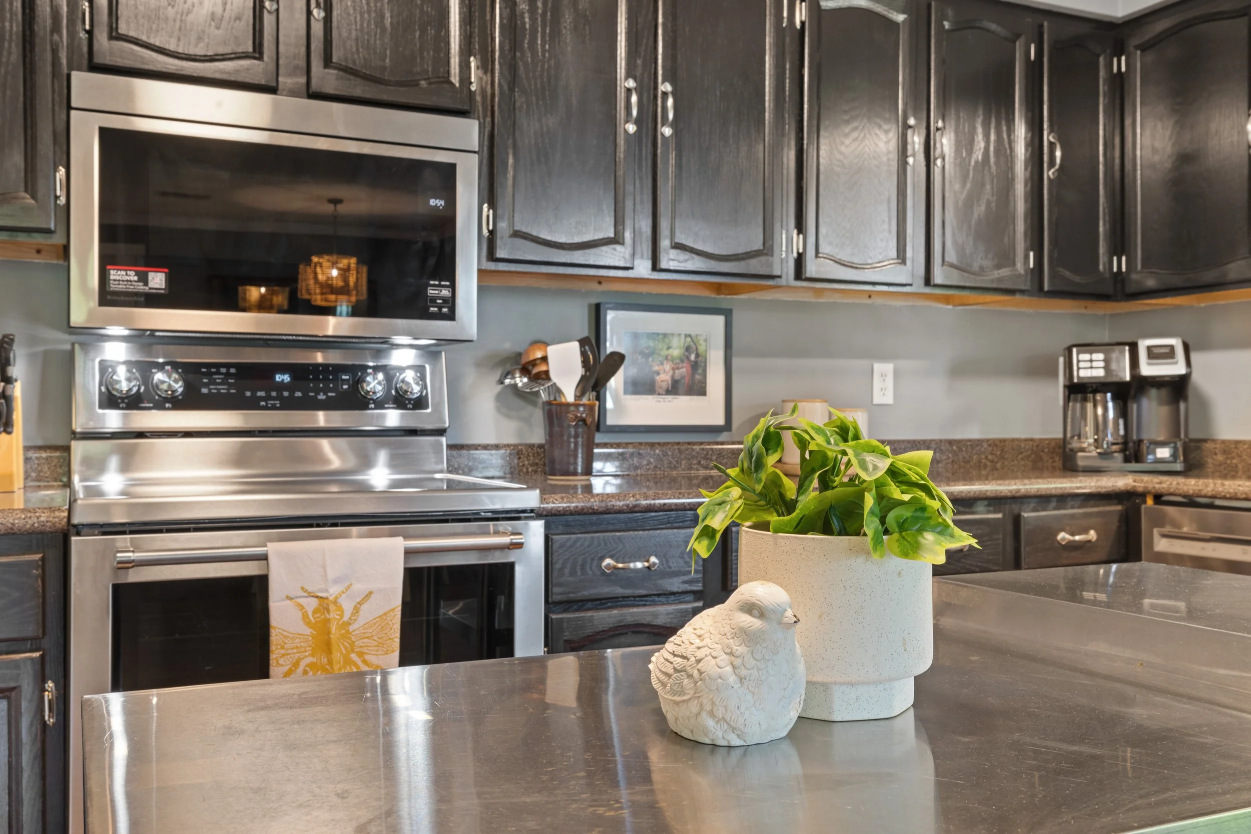 VRBO Staged Kitchen Kristin Boyer