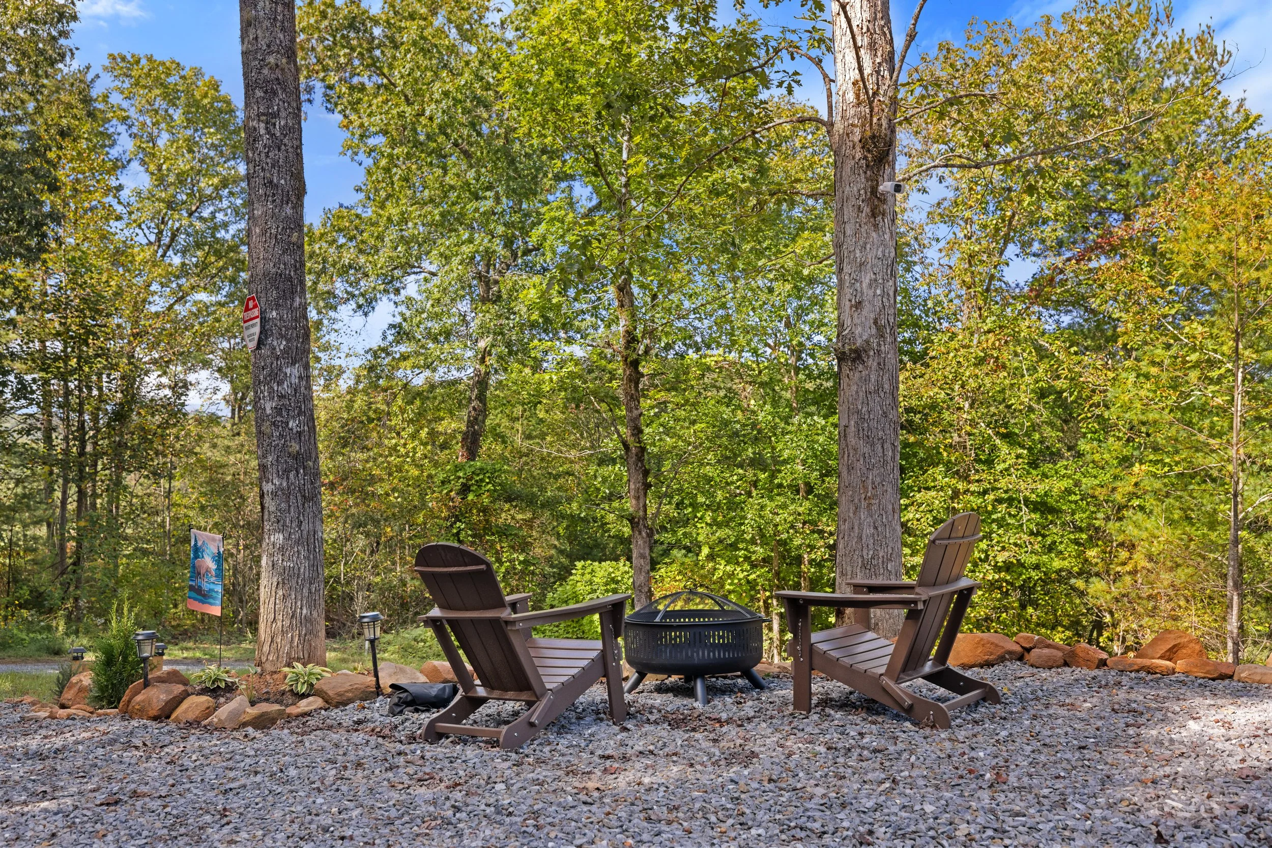 Cozy Mountain Firepit Retreat