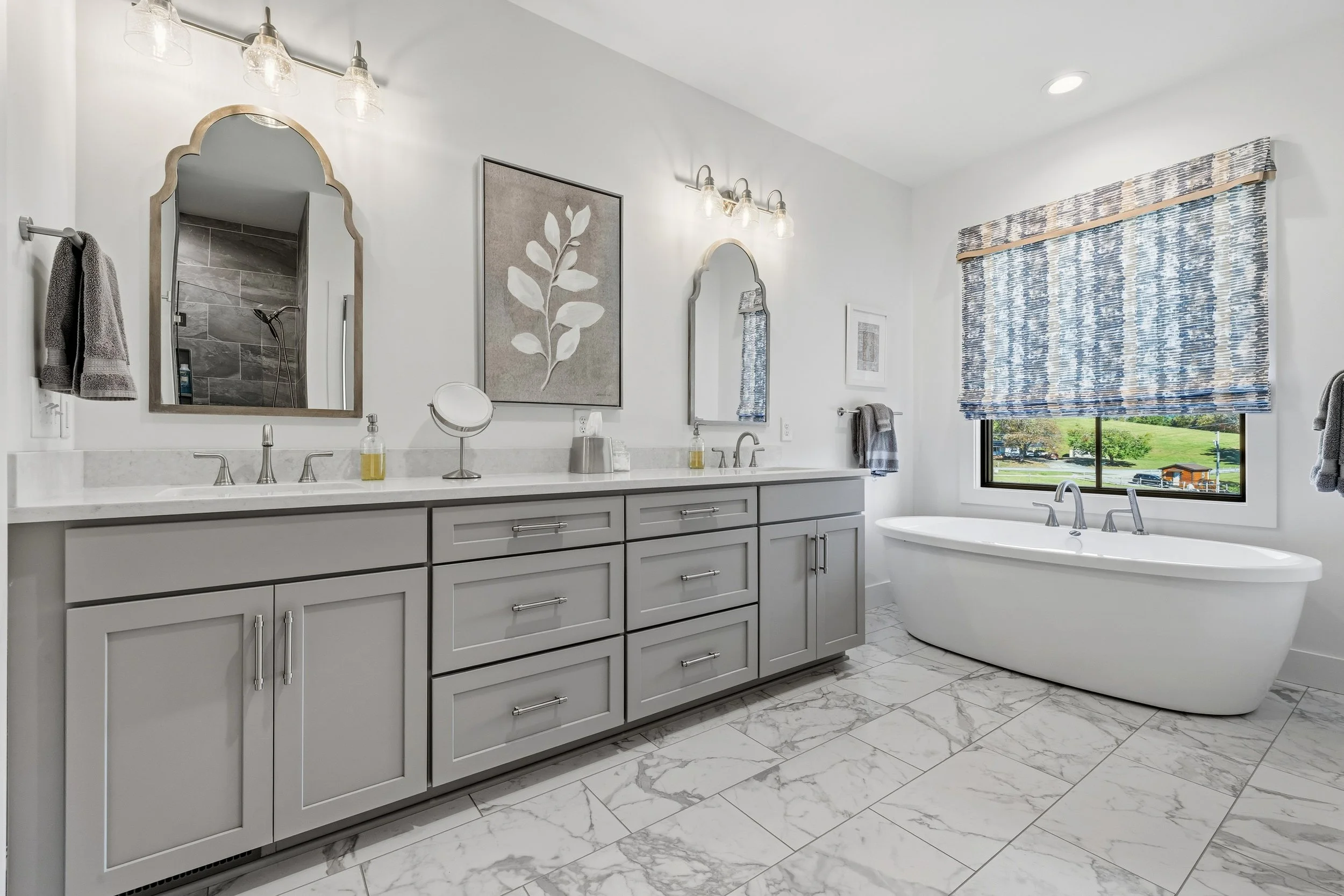 Modern Double Vanity &amp; Spa-Style Layout