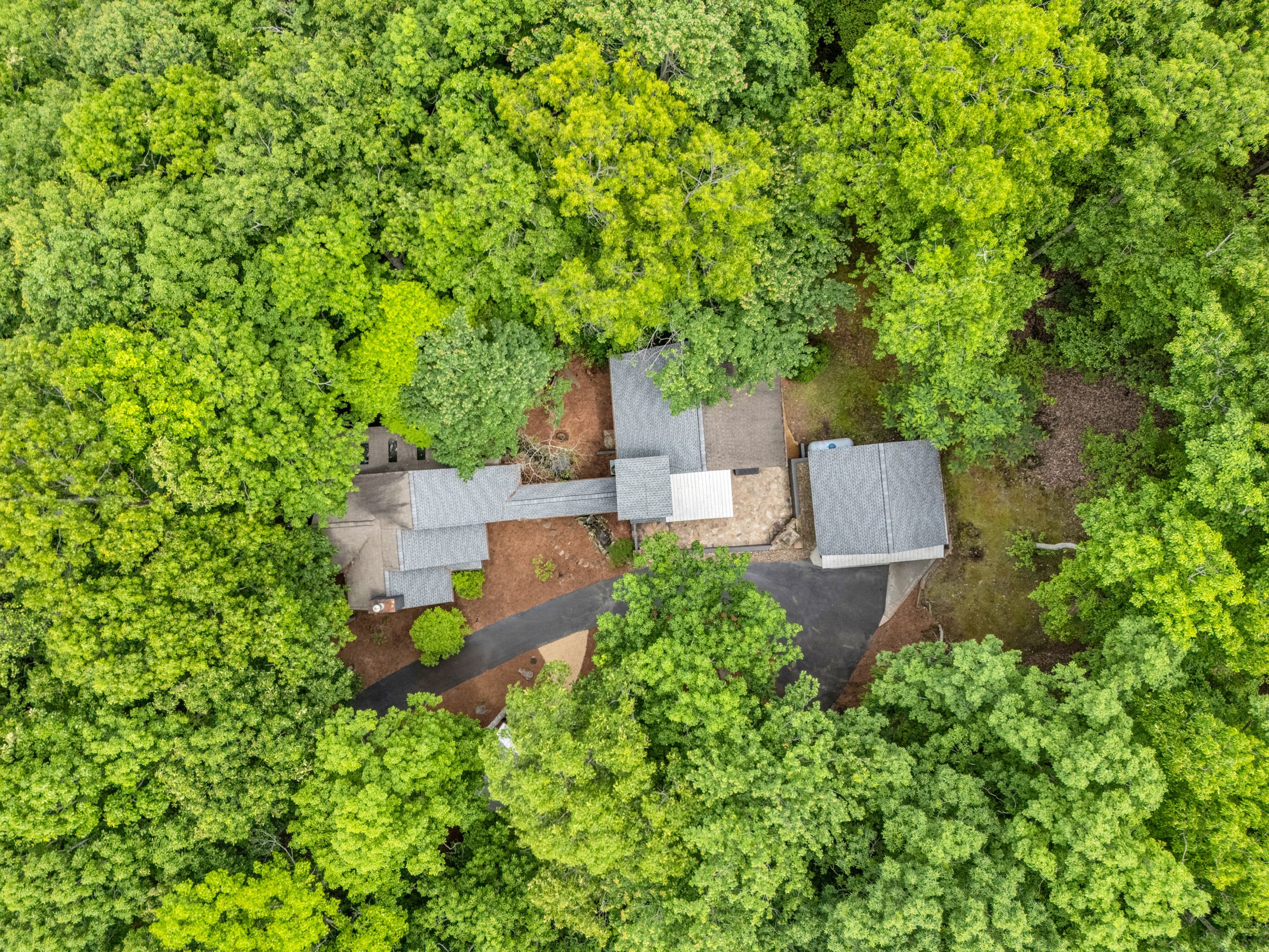 1555 mica mine rd-108.jpg