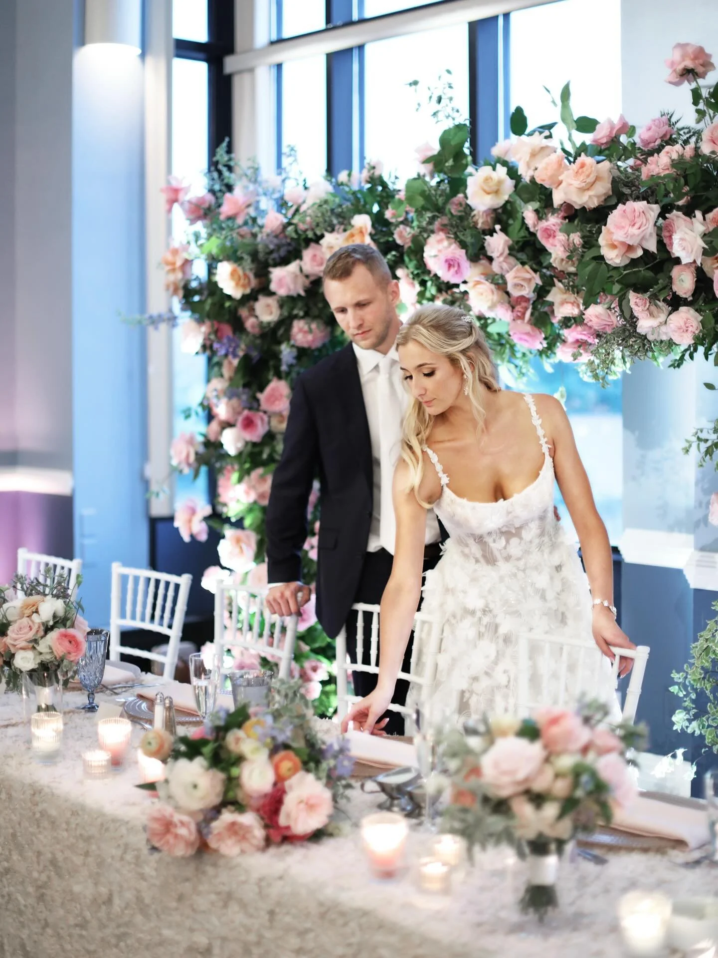 Summer was so good to us.
From the bright colors of the florals to the mix of patterns and textures of linens… this June wedding was filled with elegance and intent.
A special thank you to Amanda + Will who trusted us, with every choice and