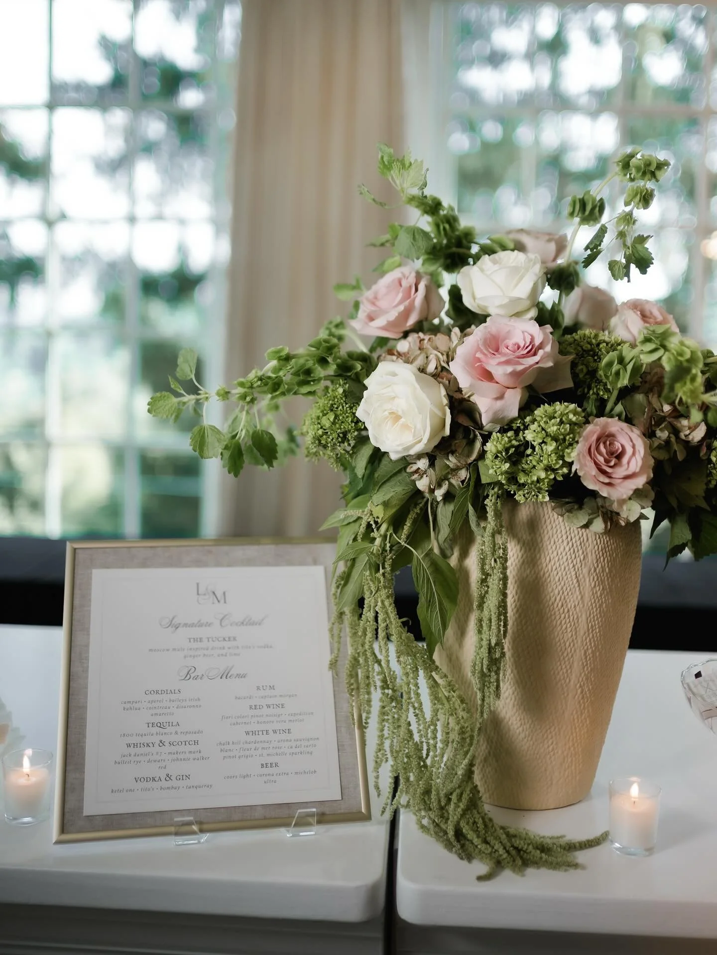 One of the most important pieces of a thorough timeline is putting a good bit of time built in for detailed photographs of the *details*.
Our clients and our team spends so much time perfecting linens, centerpieces, signage and personal items. We ai