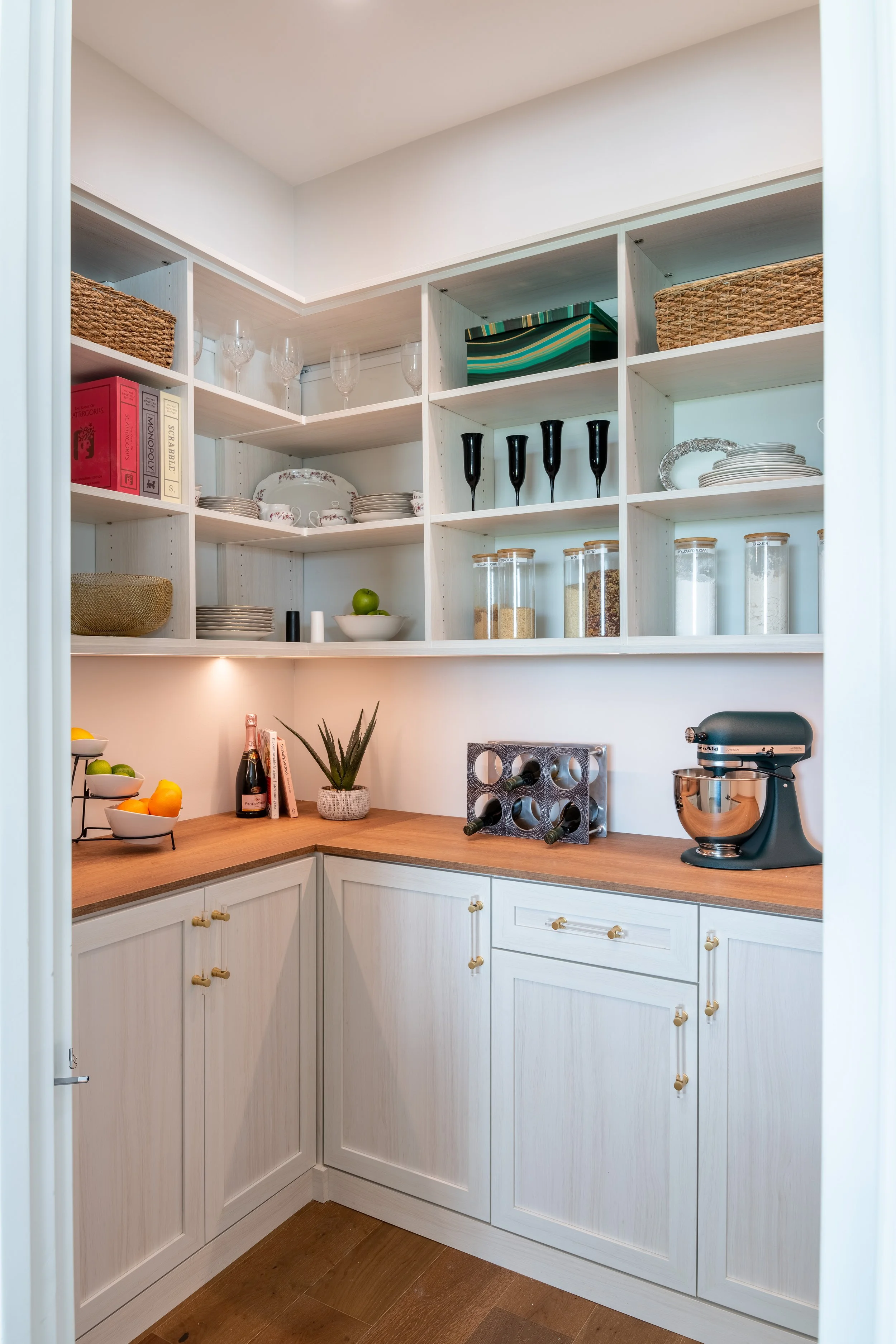 Walk In Pantry