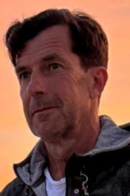 James-Mennekens-terra-retreats-team.png