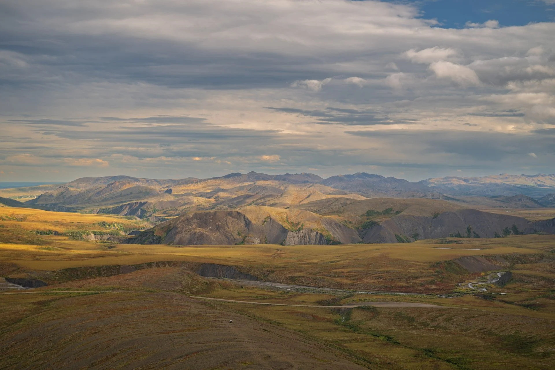 Dempster highway, Richardson Mountains, NWT, Canada 2025