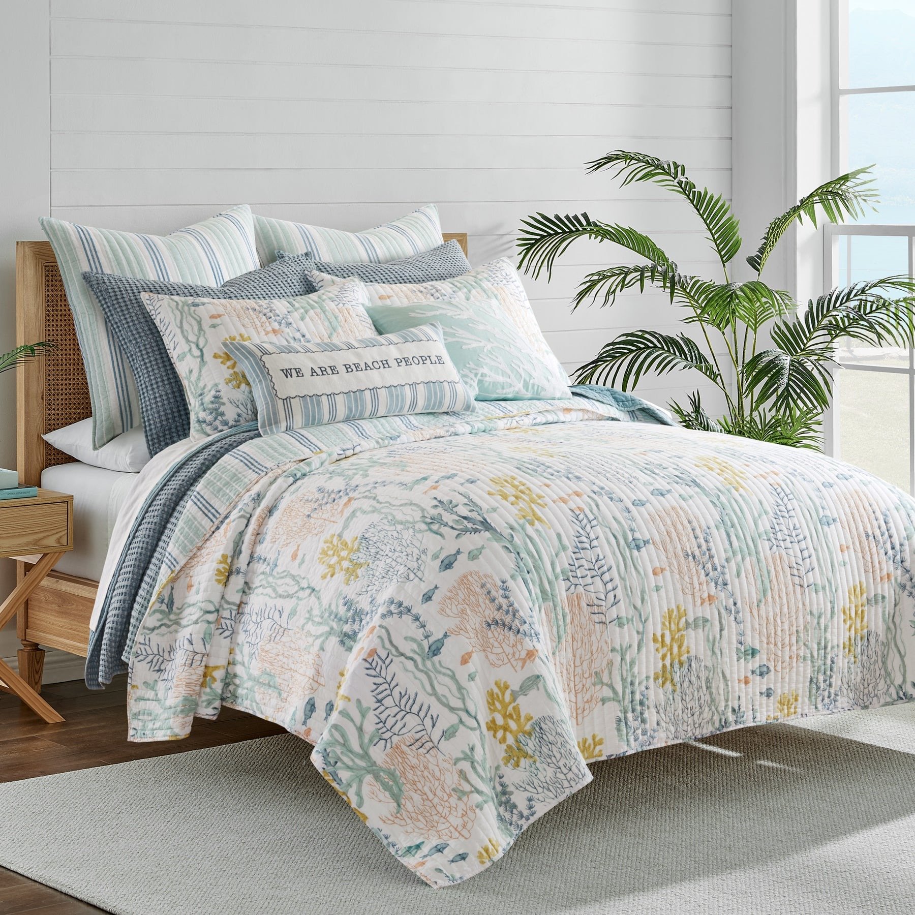 Emerald Isle Quilt Set