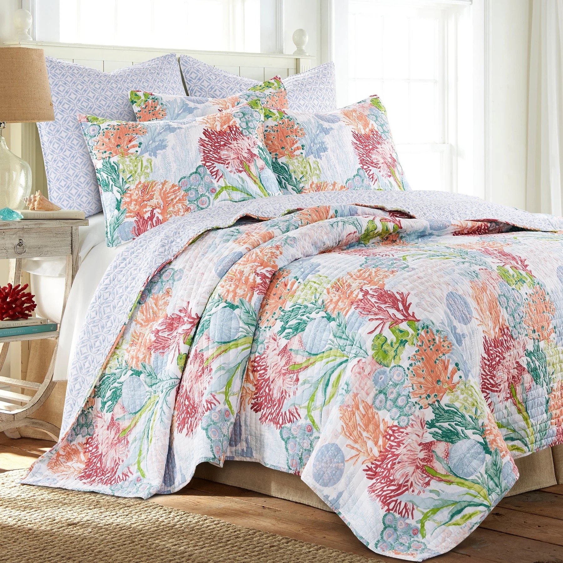 Coral Bay Quilt Set