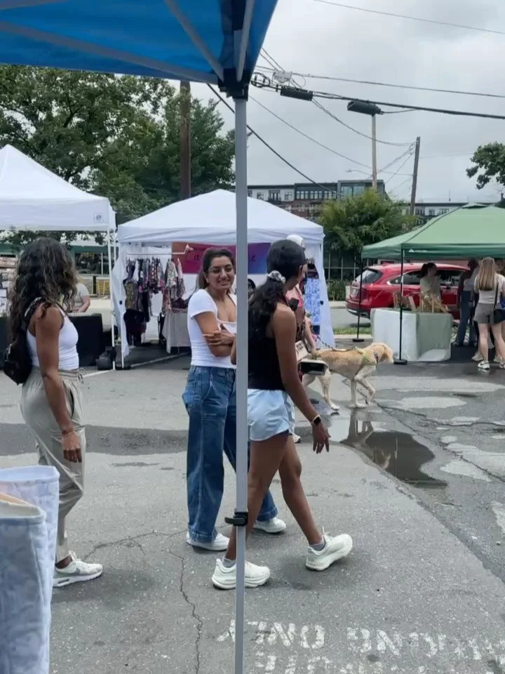 👀✨ TWO MARKETS. TWO CHANCES TO GET TATTOOED. ✨👀

this weekend is for the people who say &ldquo;i&rsquo;m just going to browse&rdquo; and then leave with a new favorite handmade item and a tattoo 😌

🌸 FRIDAY | 5&ndash;9PM
📍 Town Brewing Co
🍻 Spr