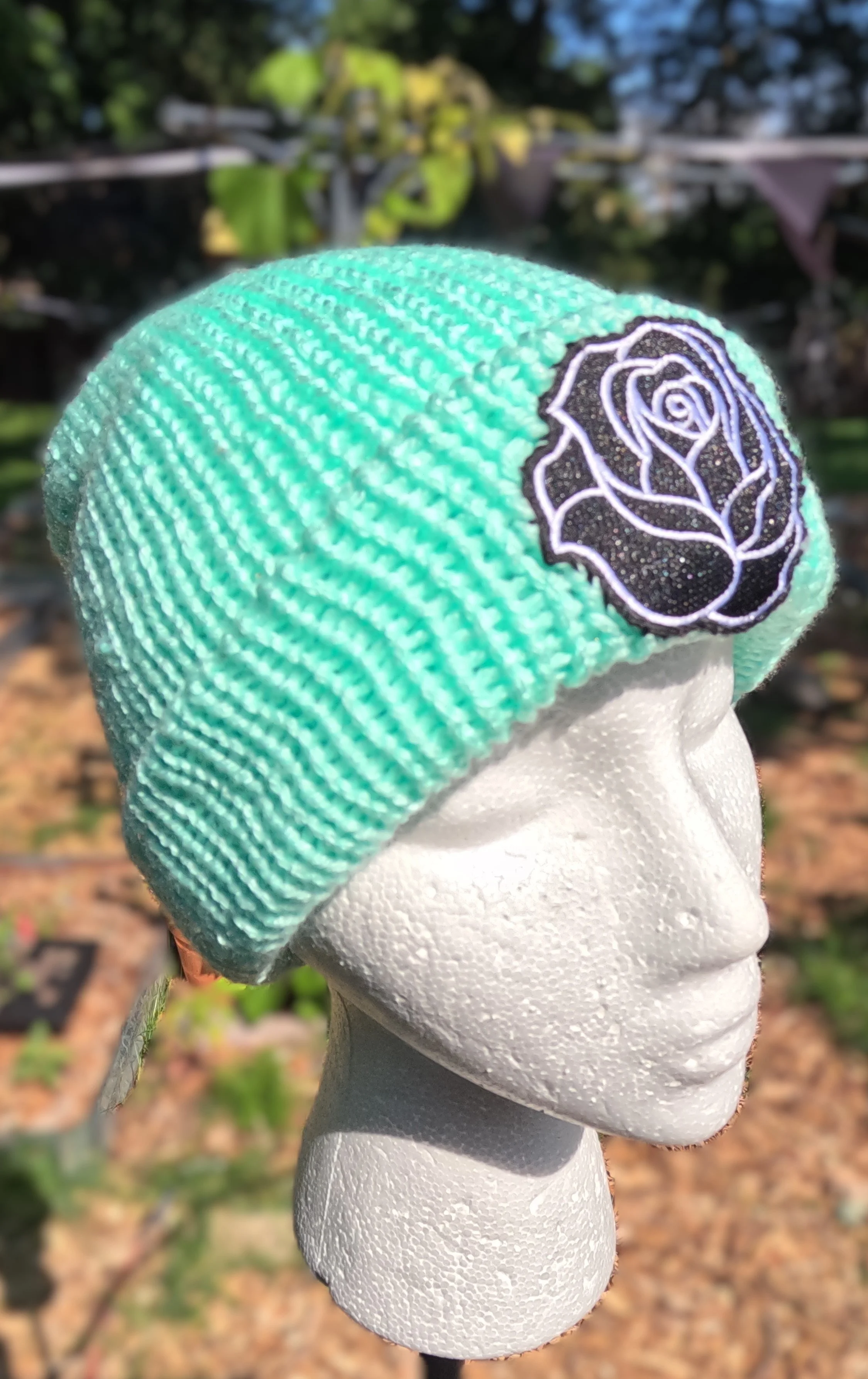 Black rose Patch Hat