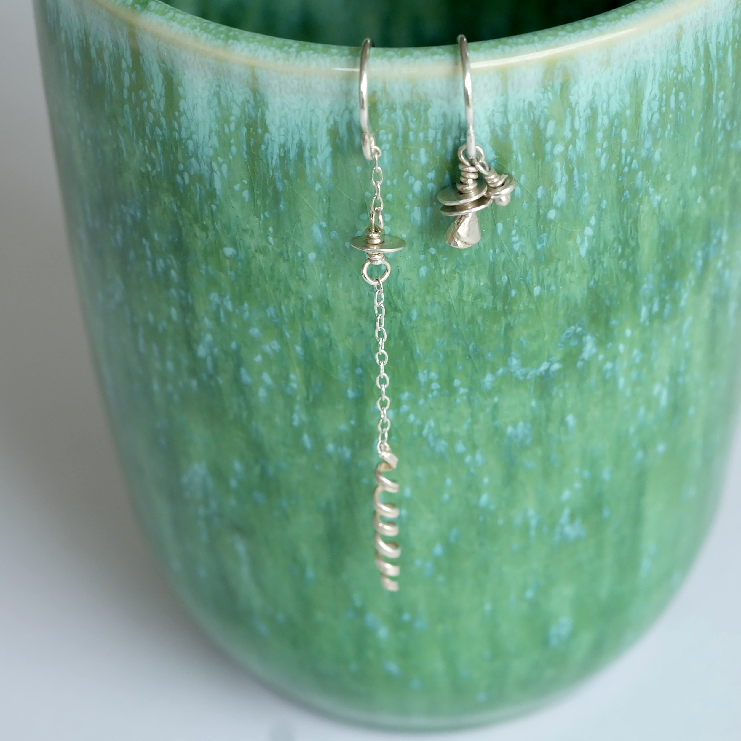 amidst the Meadow . earrings