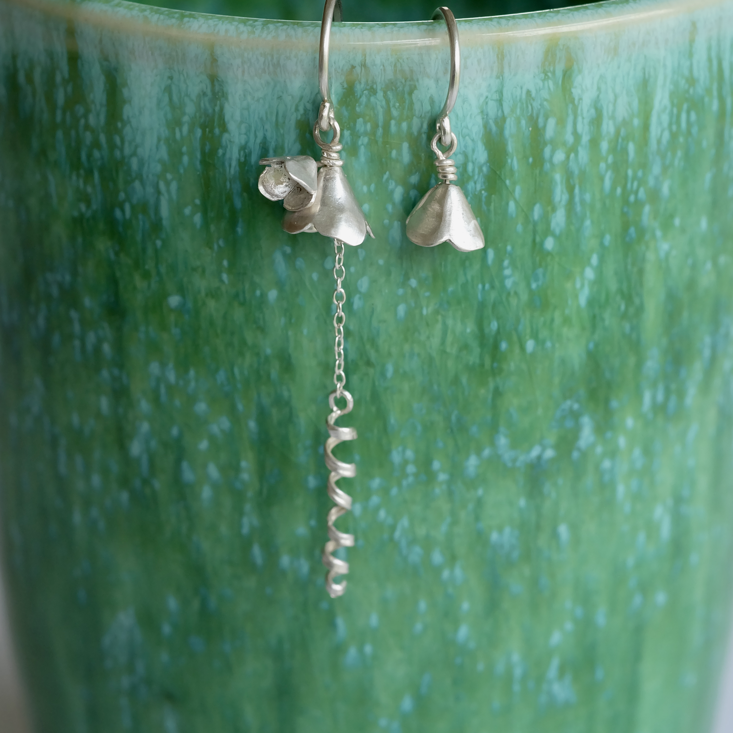 amidst the Meadow . earrings