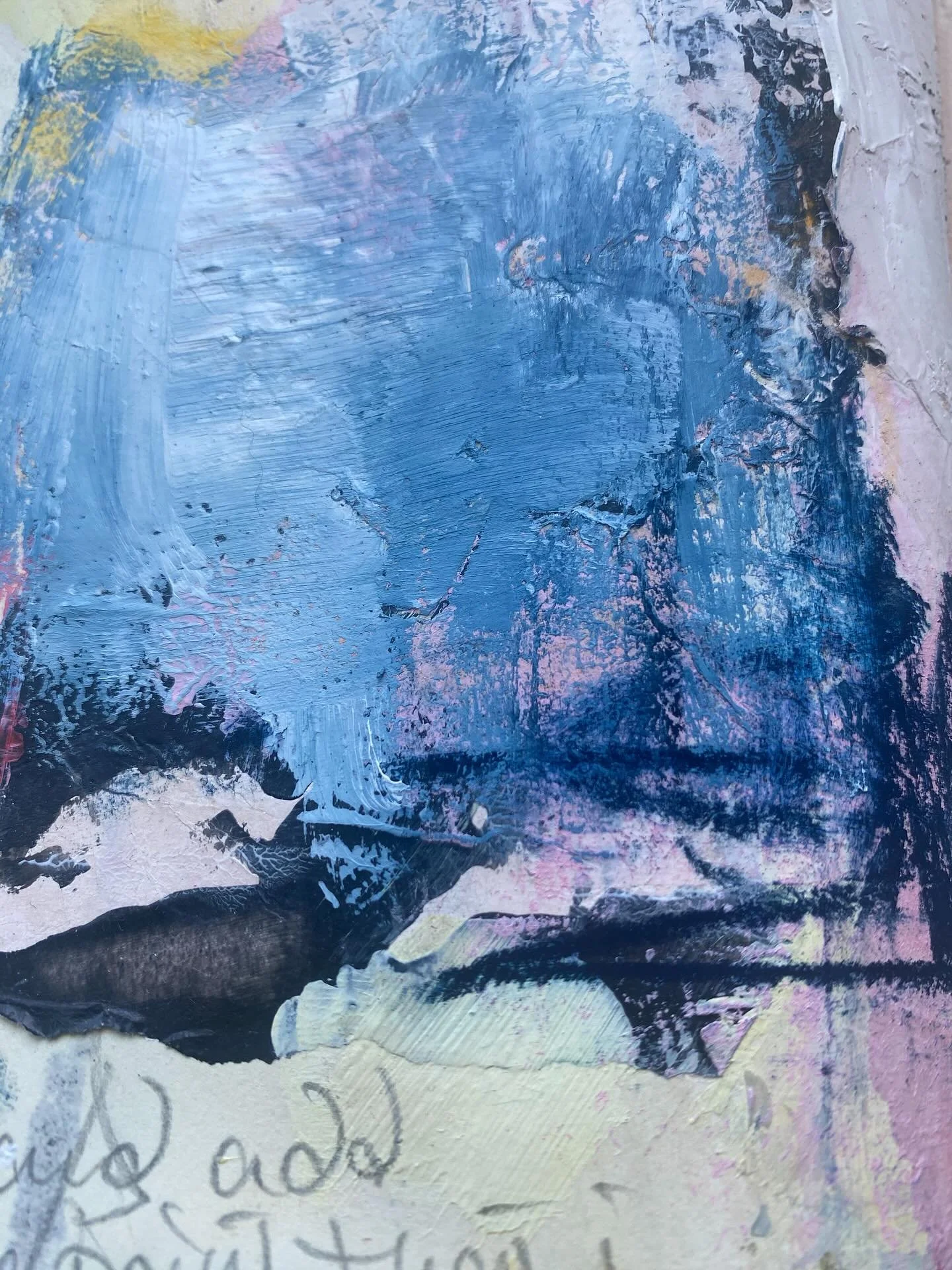 we can be so blind in seeing ourselves clear
.
.
naturally texture and delicate mark making is me in my painting too . just as it was in my jewellery
.
🙃
.
.
.
where are you a master of confusing yourself ;)
.
.
.
#tinahjelm #tinahjelmart #naturalma