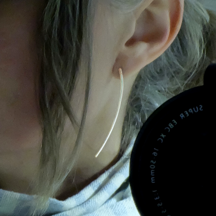 S_S_L_smil_model_3_closeup_manipuleret.png
