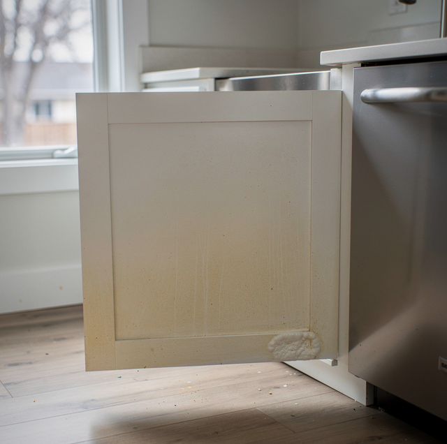 Signs It’s Time to Repaint Your Cabinets, Not Replace Them