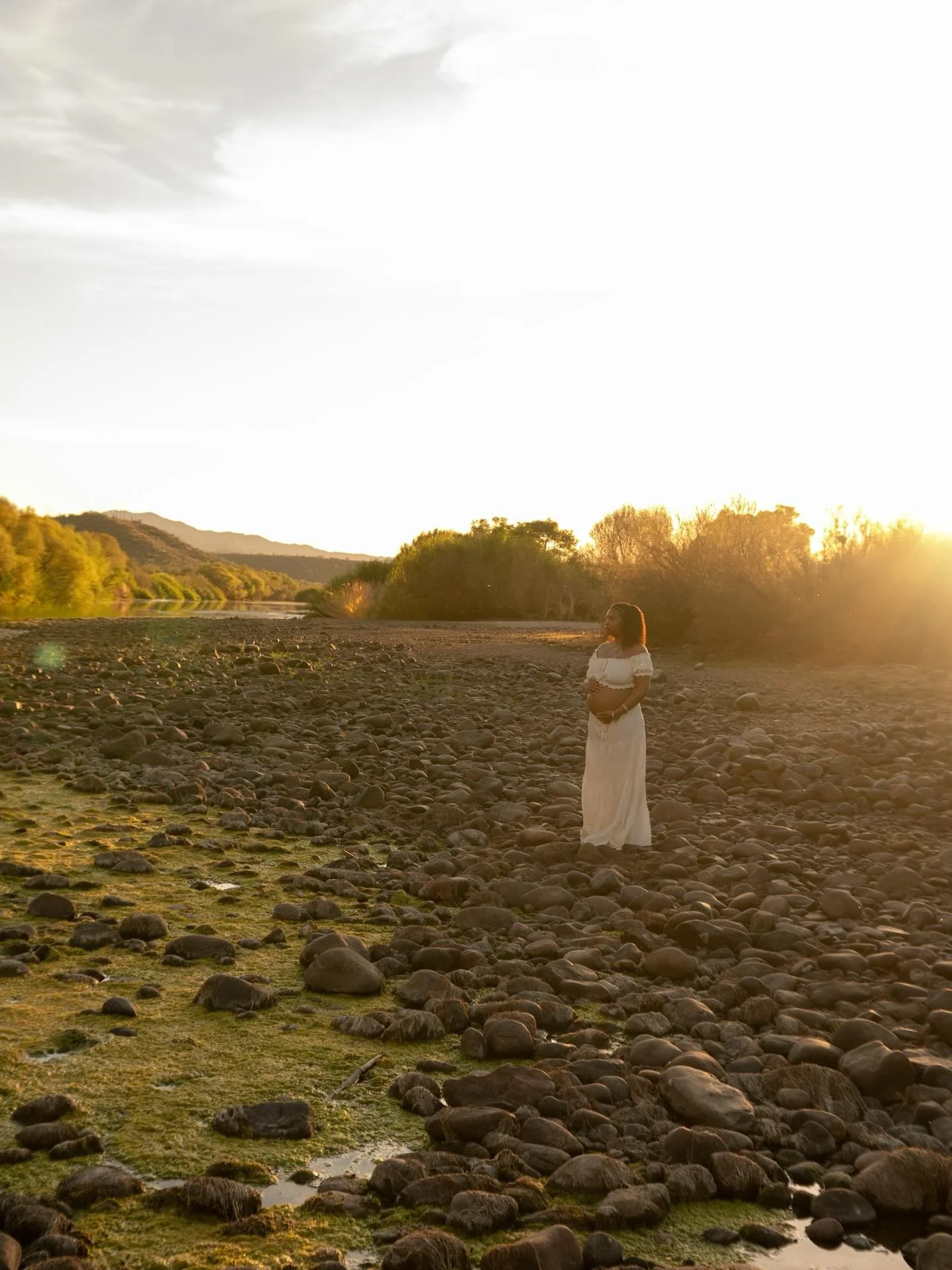 the most magical maternity session with the ethereal @kaleiafernandez 🧚🏽✨