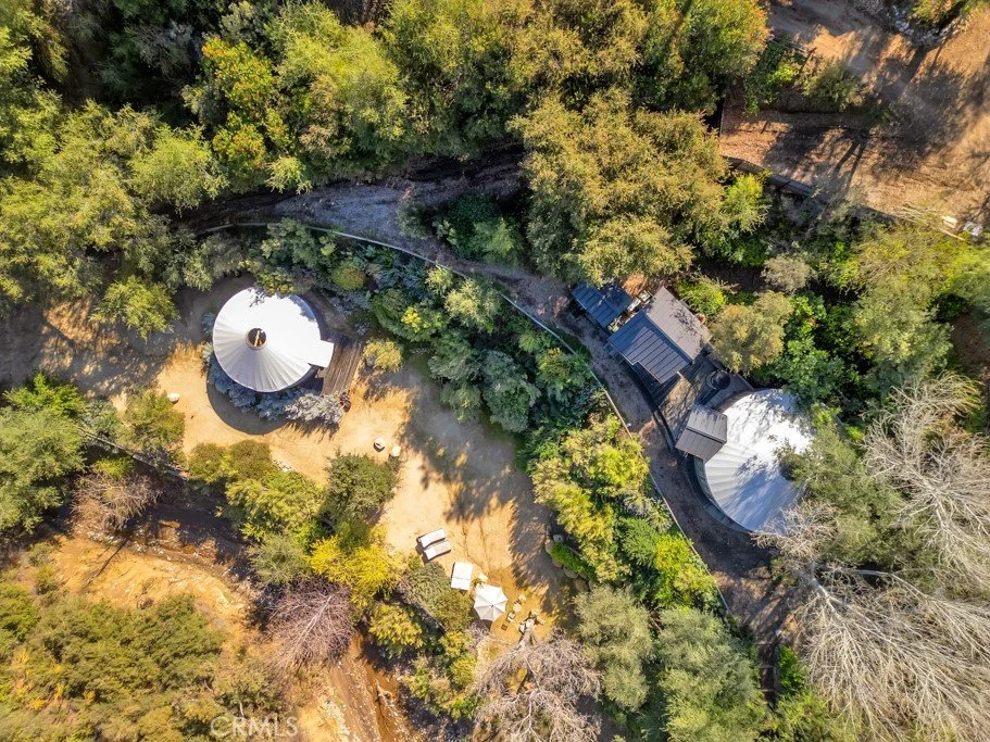 20555 paradise ln pic2.jpg