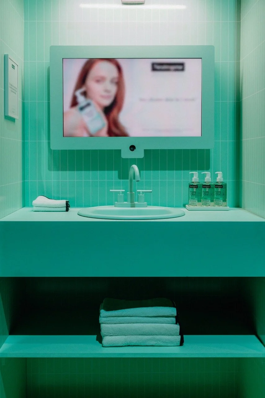 FourEyed_COLINA_NEUTROGENA_2-12-26_115 Large.jpeg