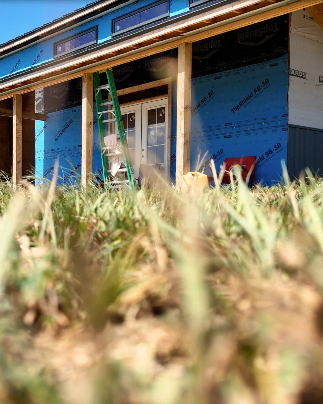 Spring is here. Time to get your home ready.

As spring showers roll in, precaution is necessary. When storms hit and you need help fast, that's where Inner Shield comes in.

Inner Shield is our priority service list. It's free to join, and when emer