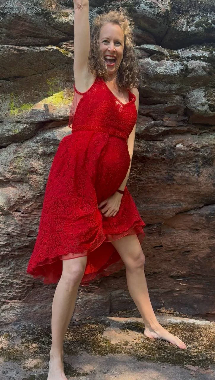 BellyShootingViolaFelizitas3.jpeg