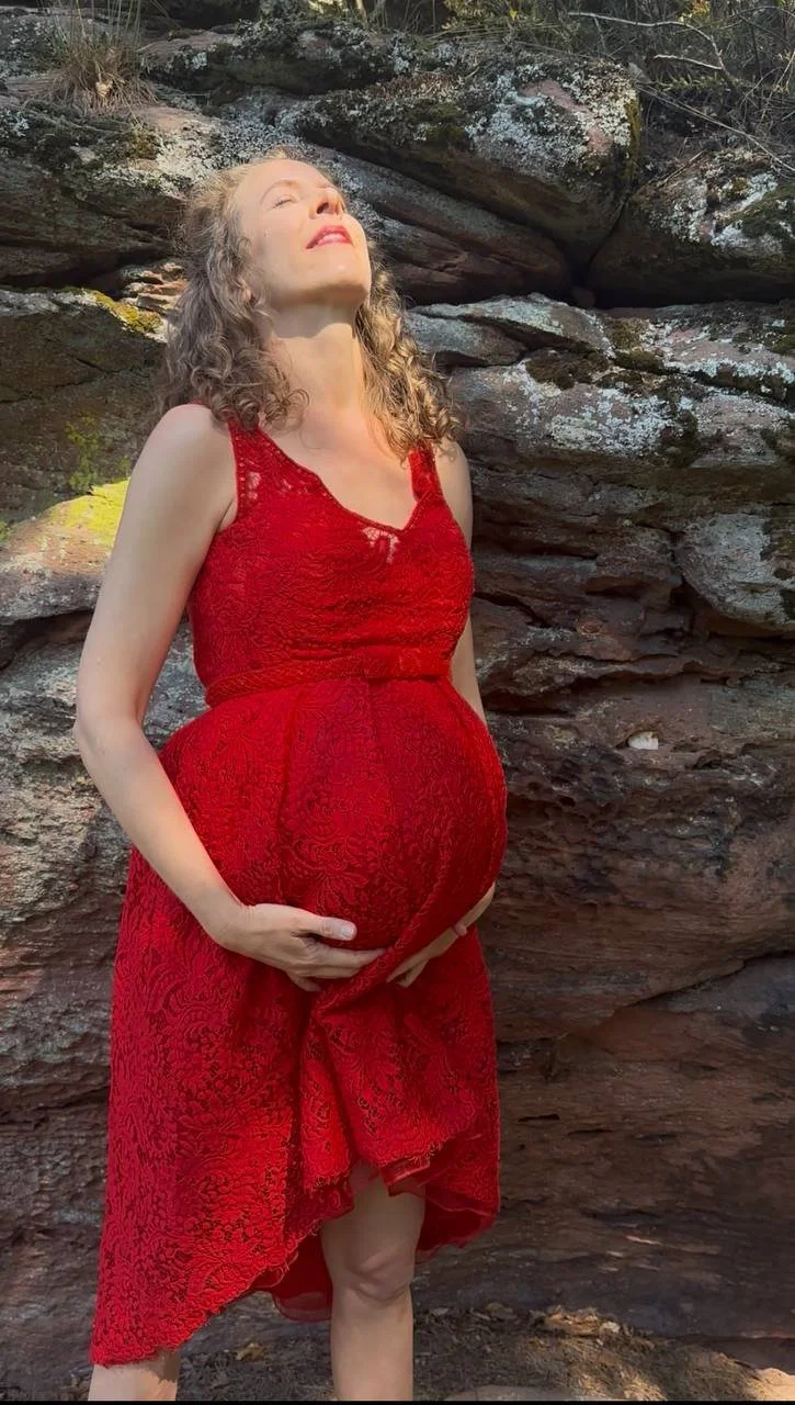 BellyShootingViolaFelizitas4.jpeg