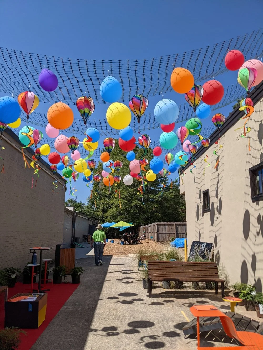 balloons.jpg