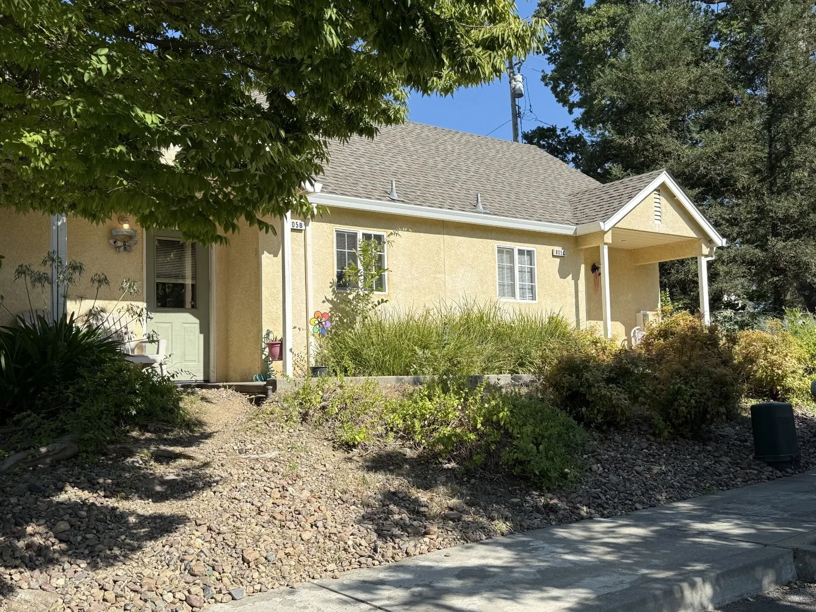 Redwood Gardens Apartments