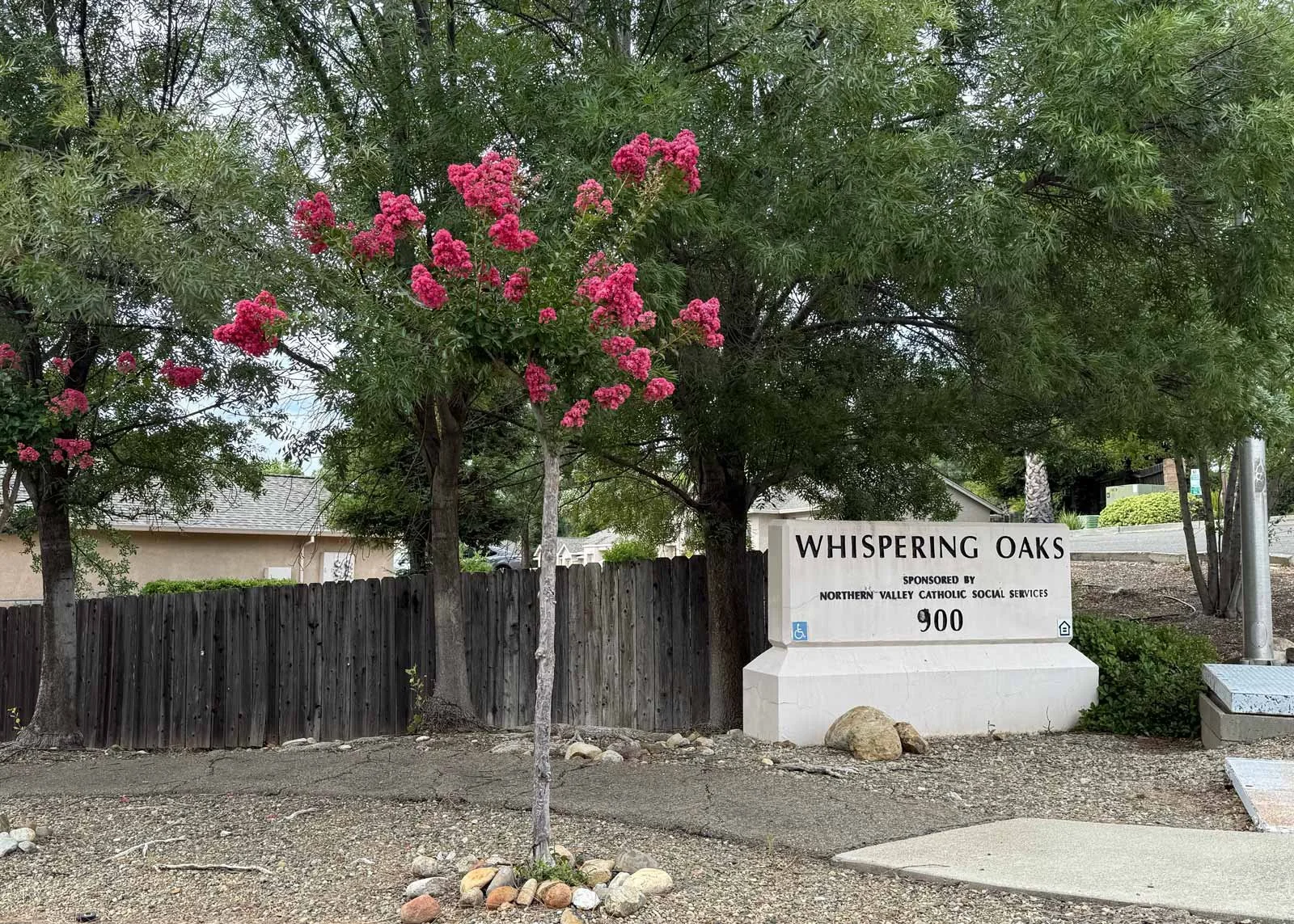 Whispering Oaks Apartments