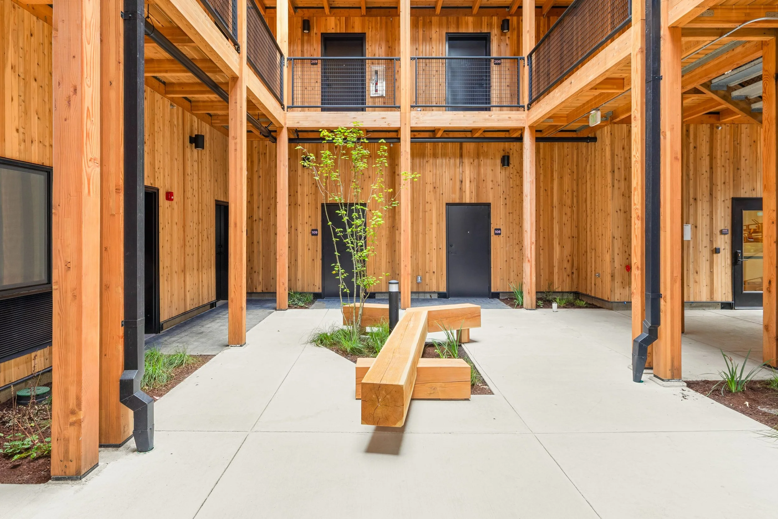 Shortstack Belmont Courtyard_15.jpg