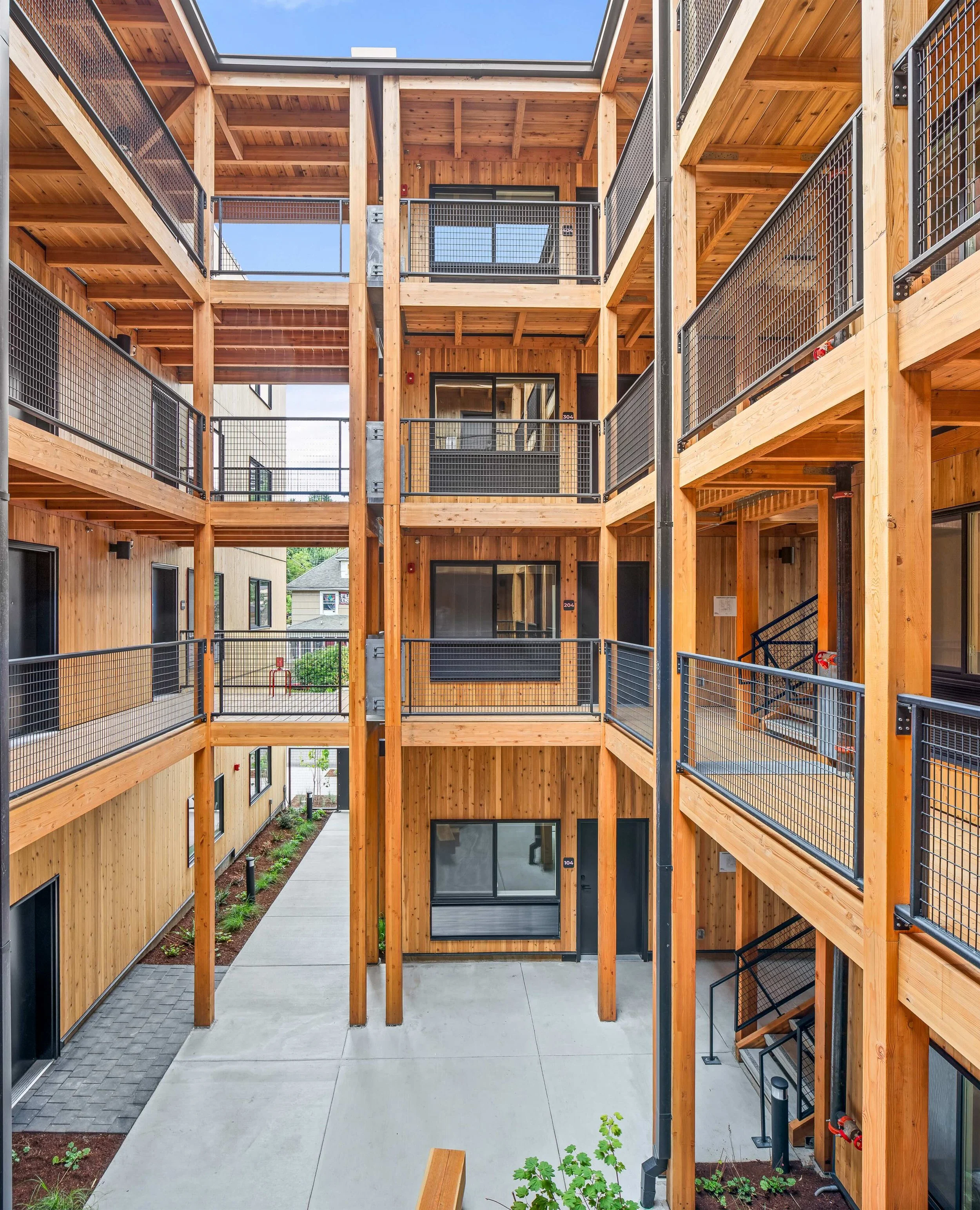 Shortstack Belmont Courtyard_11.jpg