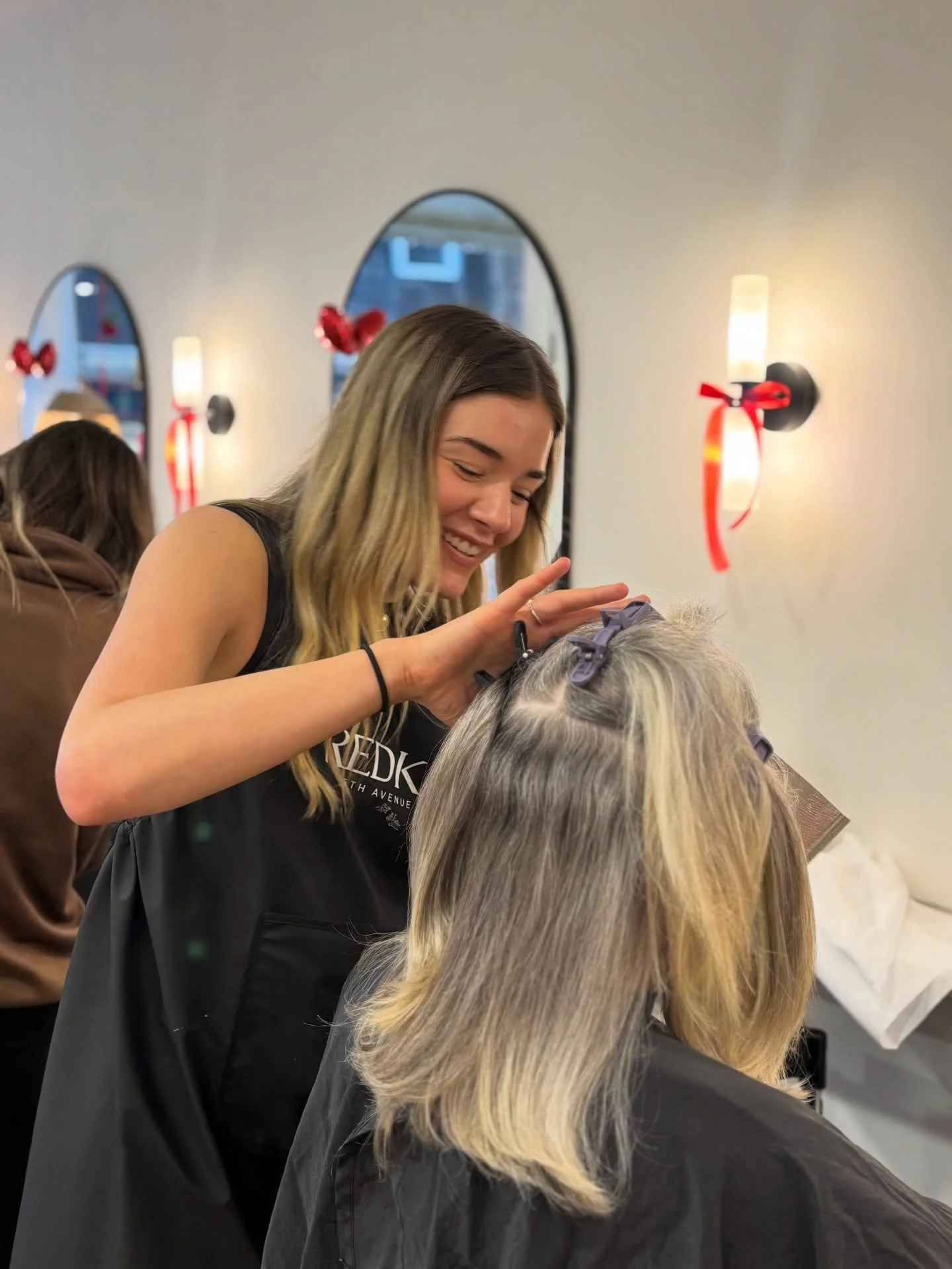 meet kitty 🤍
our newest stylist to join the sorella &amp; co family and someone you&rsquo;re going to love being in the chair with.

kitty&rsquo;s one of those stylists who really listens. she&rsquo;s experienced, obsessed with all things blonde and