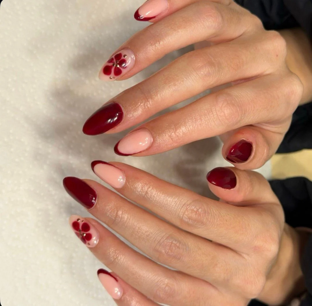 fresh sets by our nail technician in training @nails.byjemma 

as she steps into the salon floor and builds her portfolio, she&rsquo;s offering &pound;10 off all nail services throughout march.

here&rsquo;s what those savings look like for you:

gel