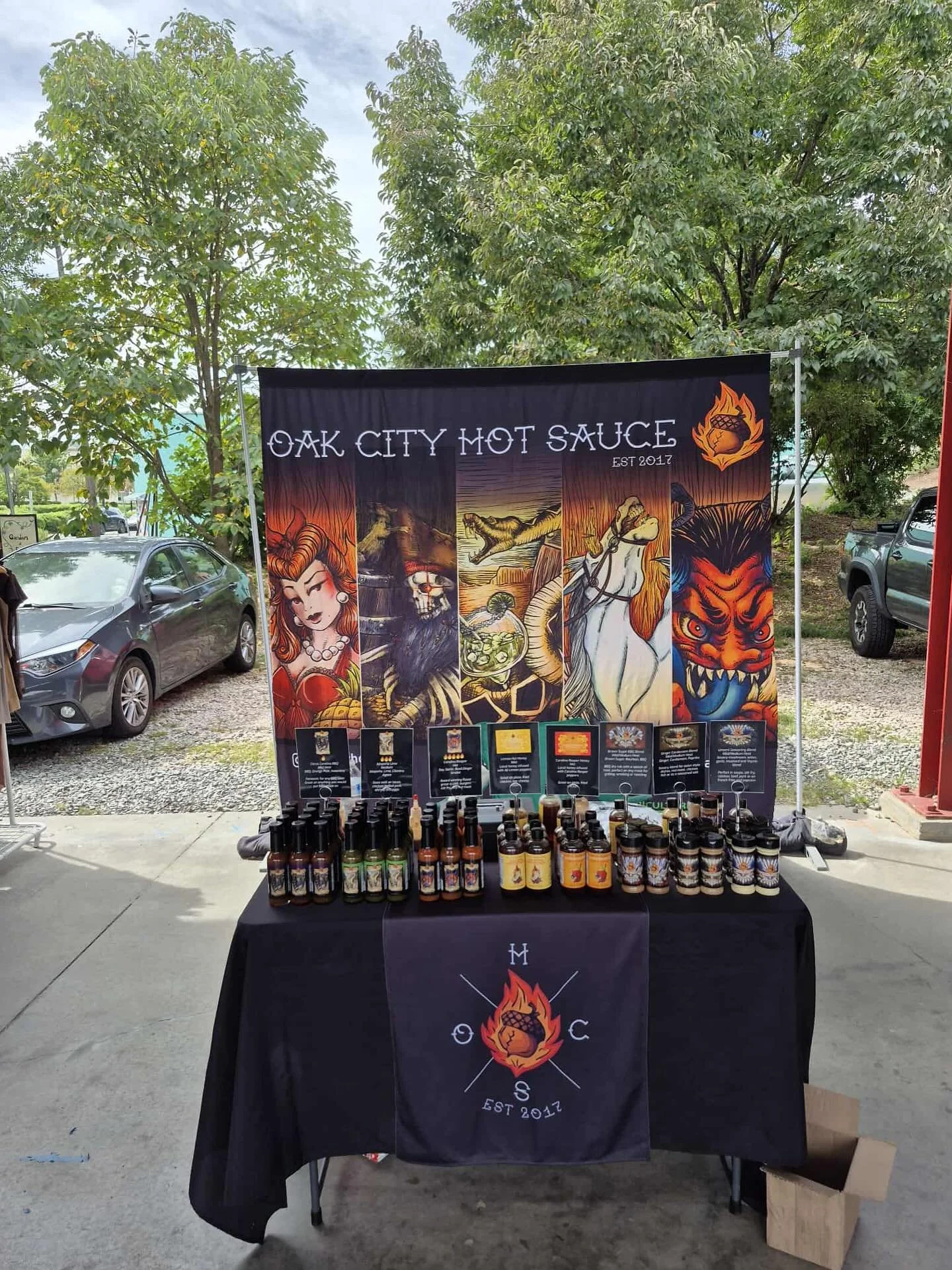 Hello everyone! Happy Sunday, come out and see us with @makrs today at Durham Central Park!