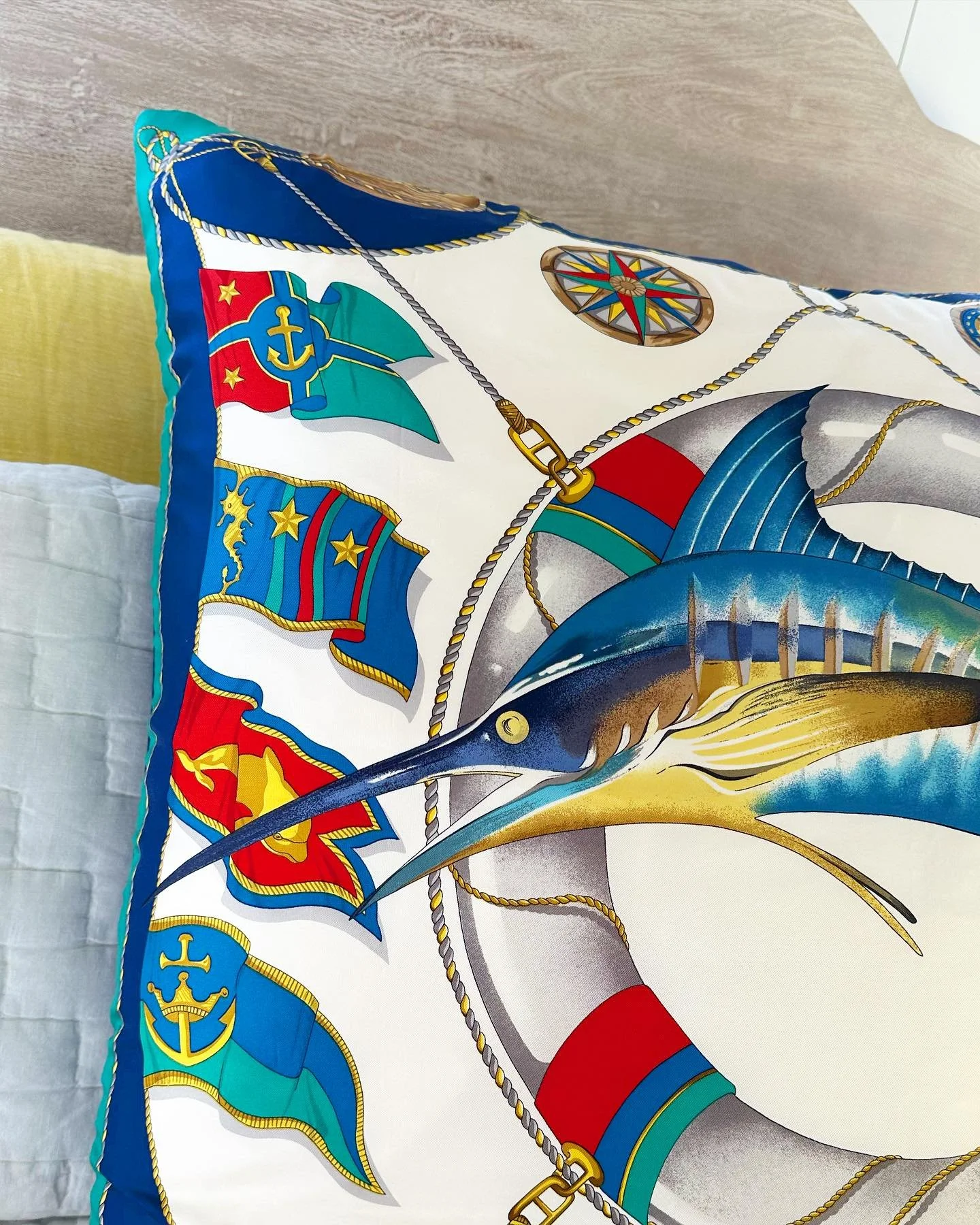 Catch of the day: marlin, but make it Gucci. For the chicest sea lovers only. Vintage and one of a kind. 🎏🎣🛥️

Dm to purchase 

#ciaobellayachtclub #vintagegucci #shoplocal #charleston #luxuryinterior #silkscarves #designerpillows