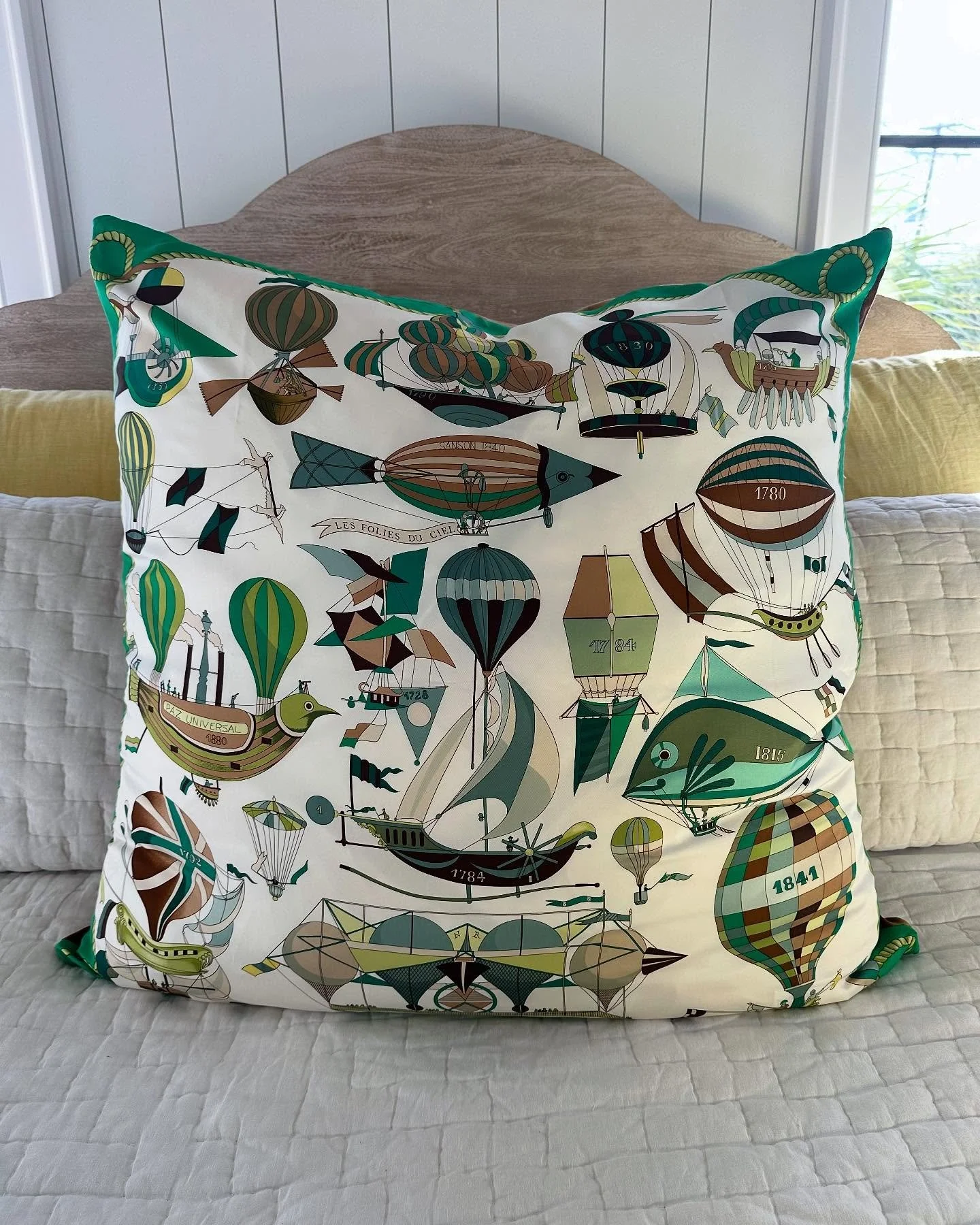 Hot air balloons, Herm&egrave;s silk, and a fresh green palette &mdash; lift off in luxury with our latest one-of-a-kind piece.

DM for more details 💚

 #CiaoBellaYachtClub #SilkInTheSky #ChicAltitude #hermes #luxuryinteriors #shoplocal #charleston 