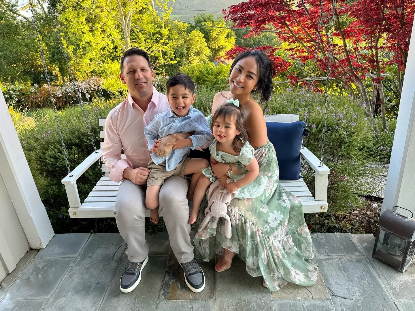 Passover in the Cohen household is no joke. For the non-Jews, imagine Thanksgiving x Easter Brunch x the Super Bowl&mdash;if your MIL also happened to be Ina Garten. Always epic, always delicious. 😋

This year&rsquo;s Seder felt extra special. In ye