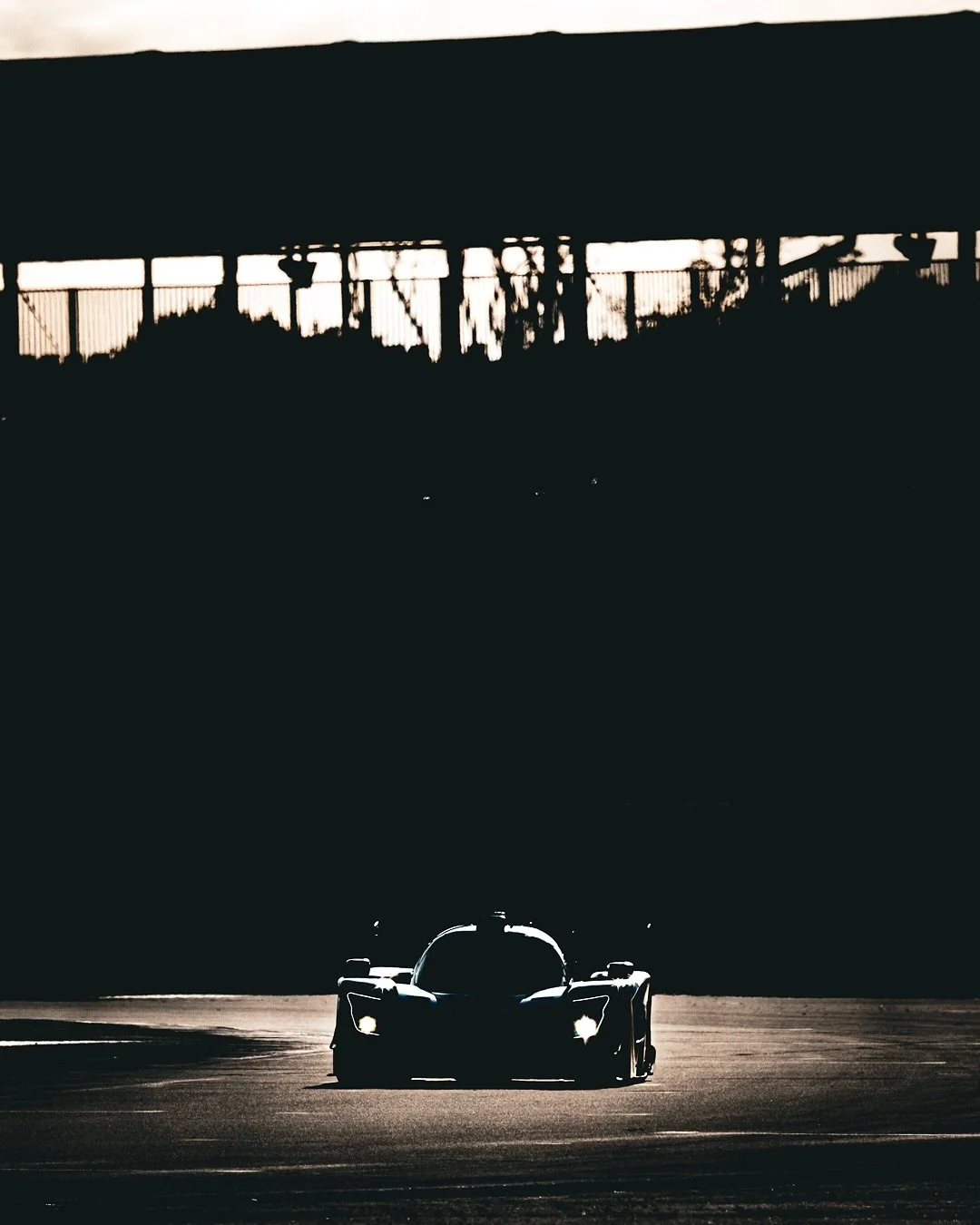 Back to ELMS weekend at Silverstone and the Le Mans Cup series. 

@silverstonecircuit 
@lemanscup 

#car19 #motorsport #motorsportphotography #motorsportphotographer #racecar #racingcar #racingcars #canonmotorsportphotography #canonphotography #carso