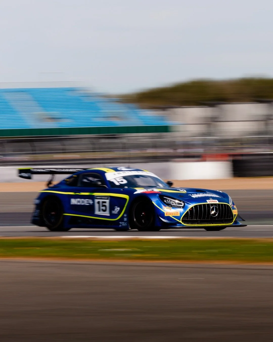 Friday afternoon racing goodness. Once again from the British GT opening event at Silverstone. 

#car19 #motorsport #motorsportphotography #britishgt #silverstone