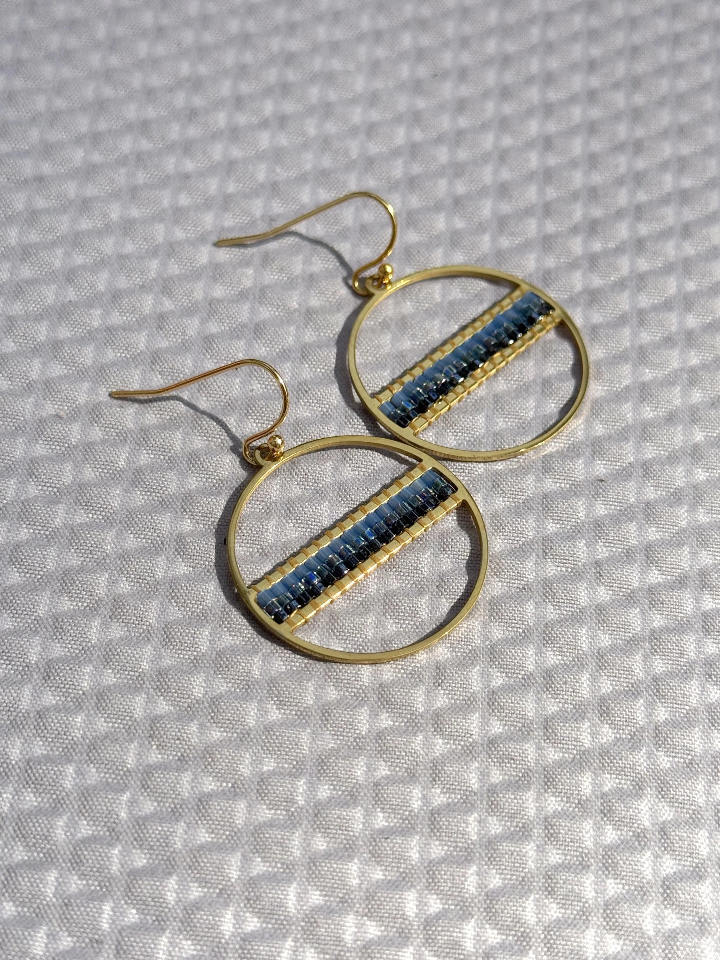 bluecircles5.jpg